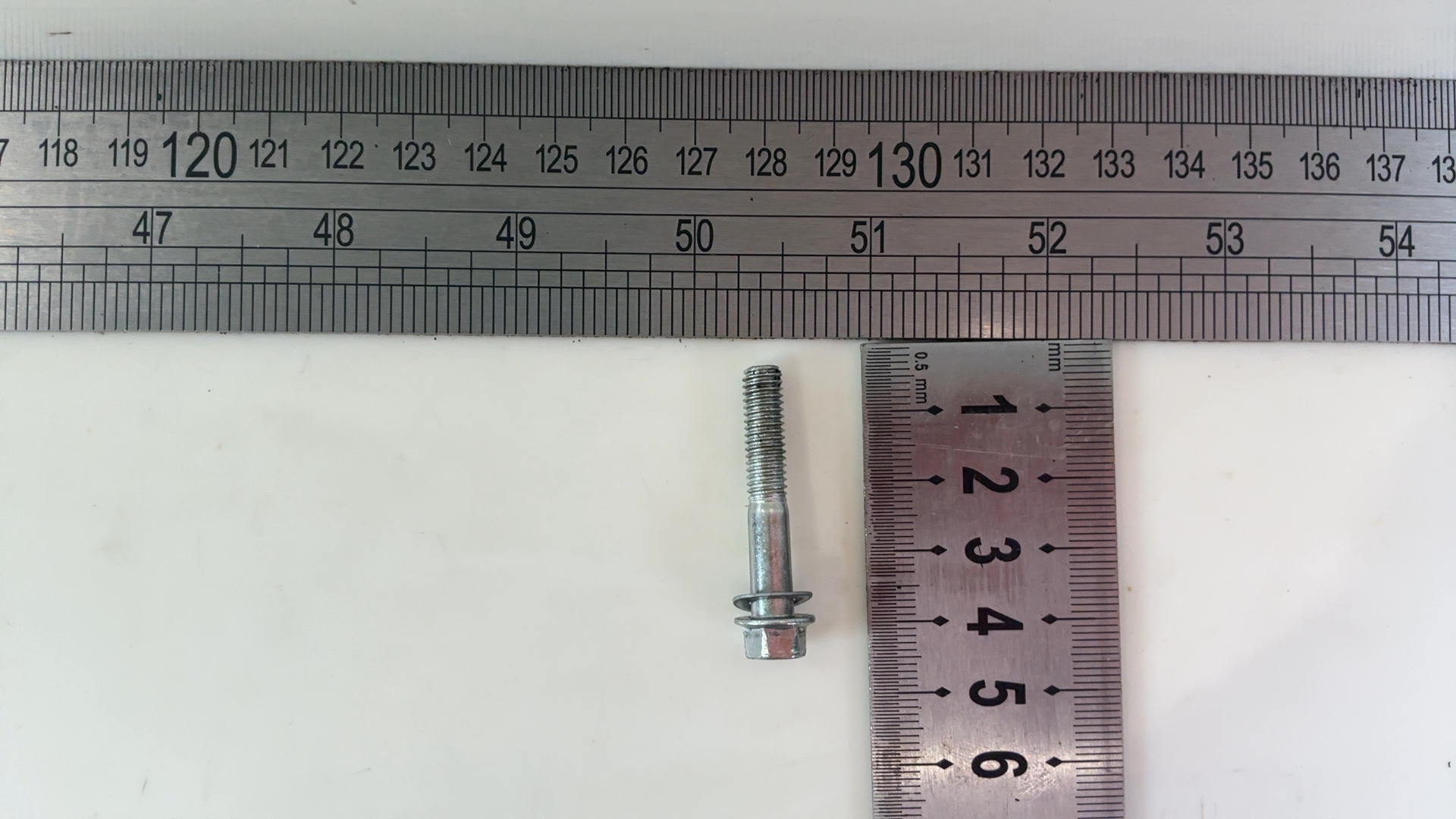 Aprilia RSV4 Tuono V4 1100 Clutch Cover Bolt Kit 2025 2026 OEM 857429 - Image 4