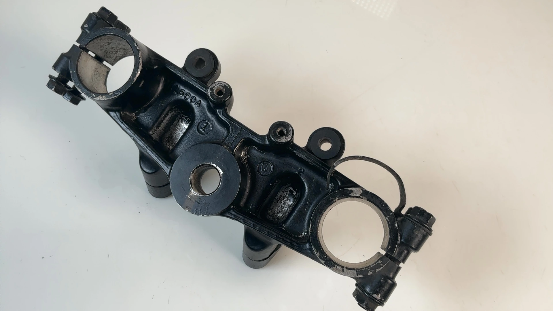 Kawasaki KLR650 KL650A 650 Upper Fork Bridge Yoke Clamp 1987-2007 OEM 44039-1160 - Image 3