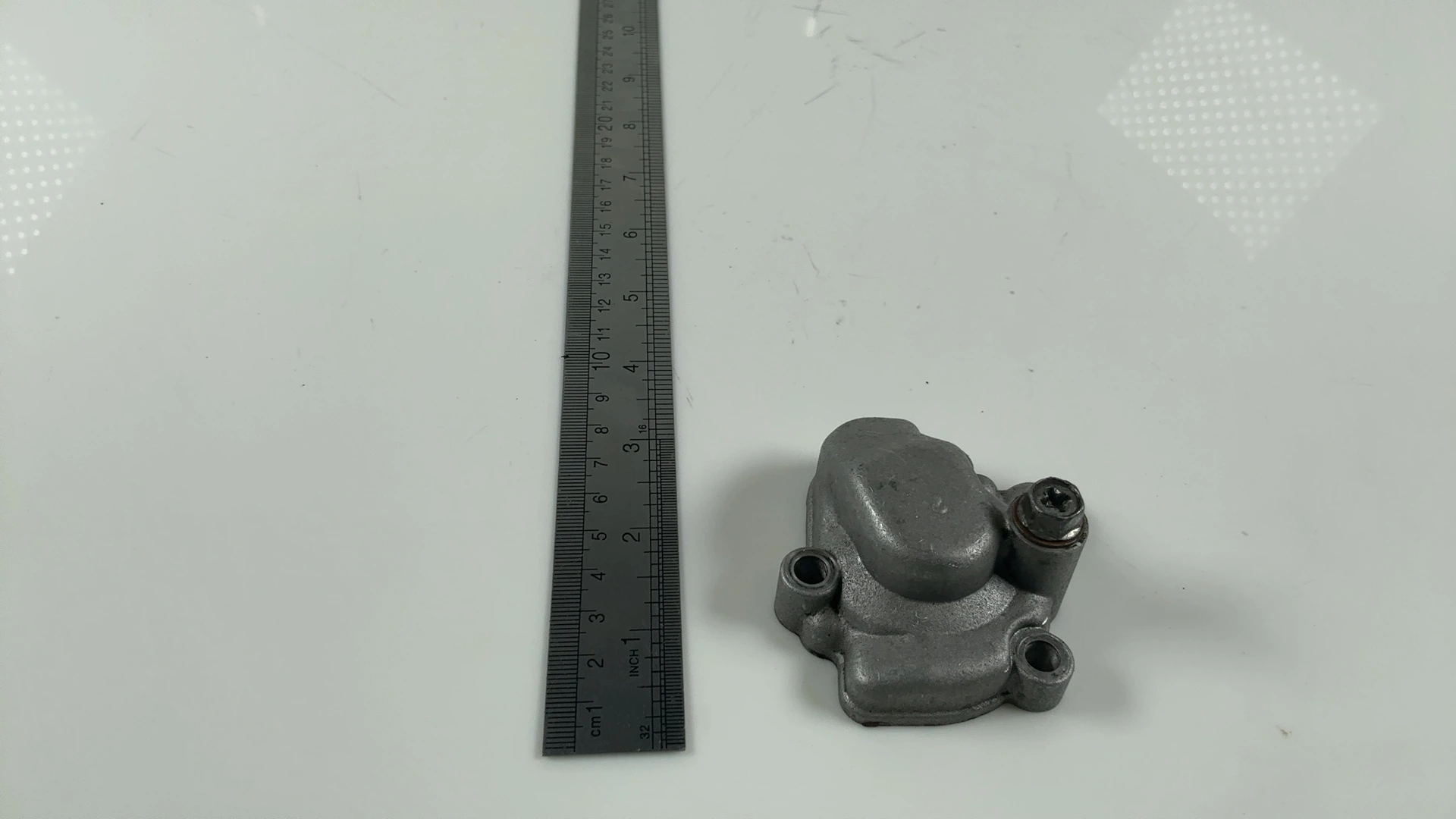 Yamaha DT125 RD125 LC 10V 10W 125cc Water Pump Cover 1982-1984 OEM 10V-12422-00 - Image 4