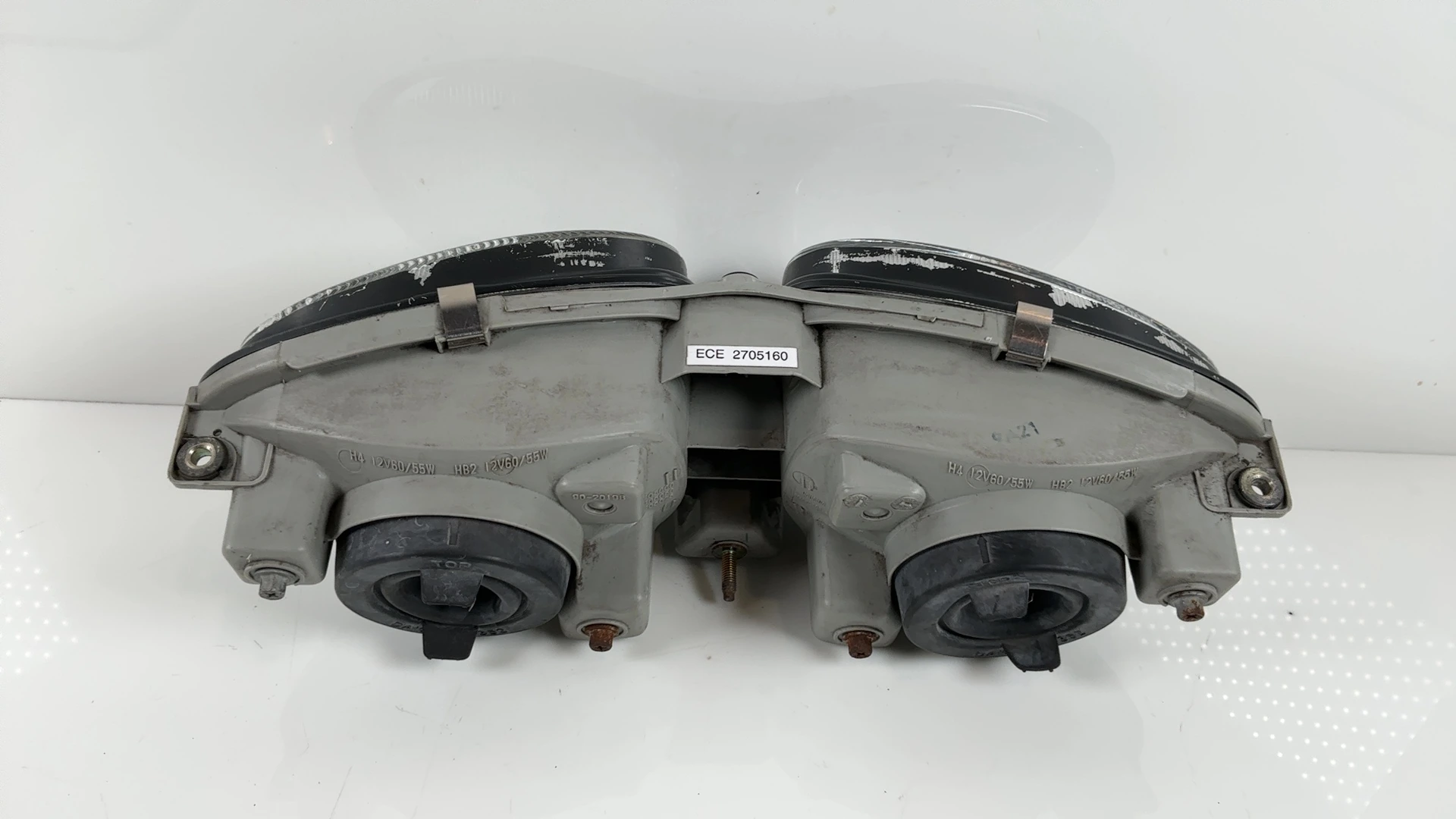 Triumph Sprint RS ST 955cc Front Headlight 1999-2004 OEM T2705185 - Image 4