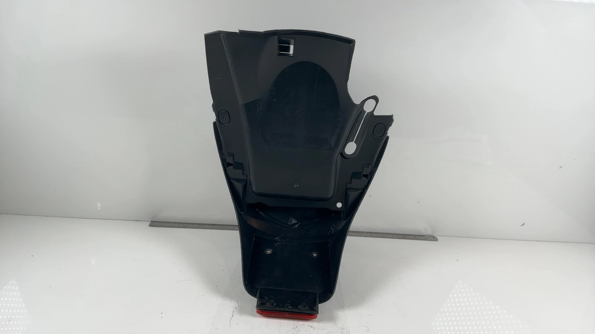 Peugeot Speedfight 2 50 CC Rear Number Plate Holder Fender 2000-2007 OEM 734281N - Image 2