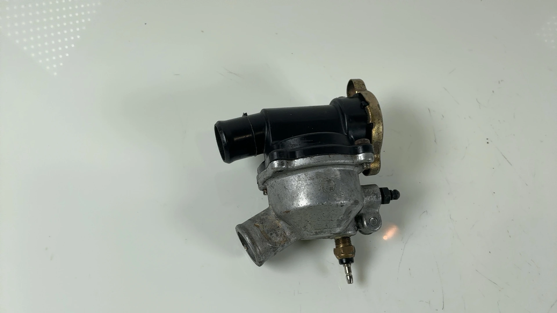 Kawasaki Ninja ZX6 ZX600D Thermostat Housing 1990-1992 OEM 16160-1117 - Image 3