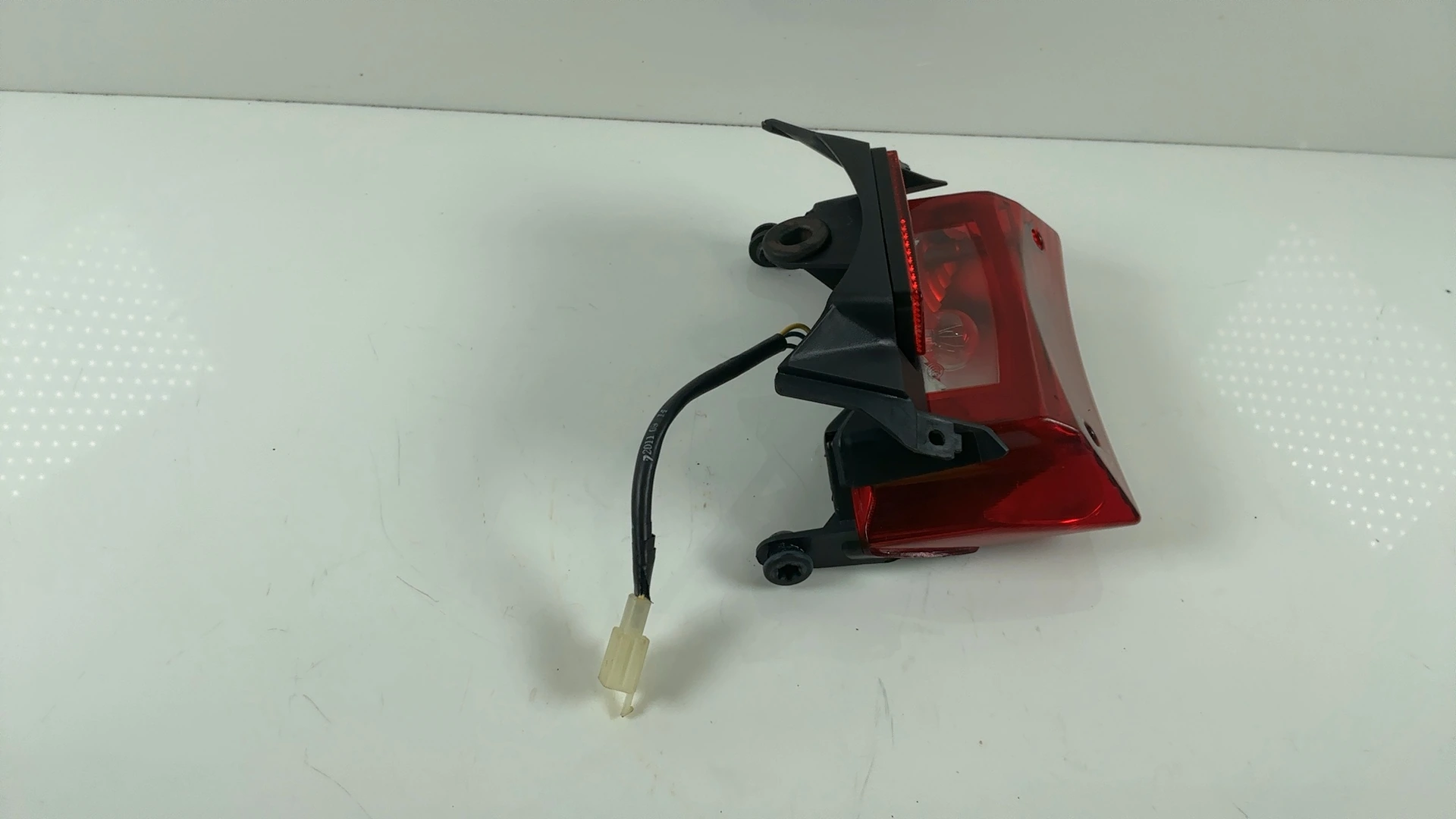 Yamaha YBR 125 CC Rear Tail Brake Light Lamp Assembly 2013-2017 OEM 1CD-H4700-01 - Image 3