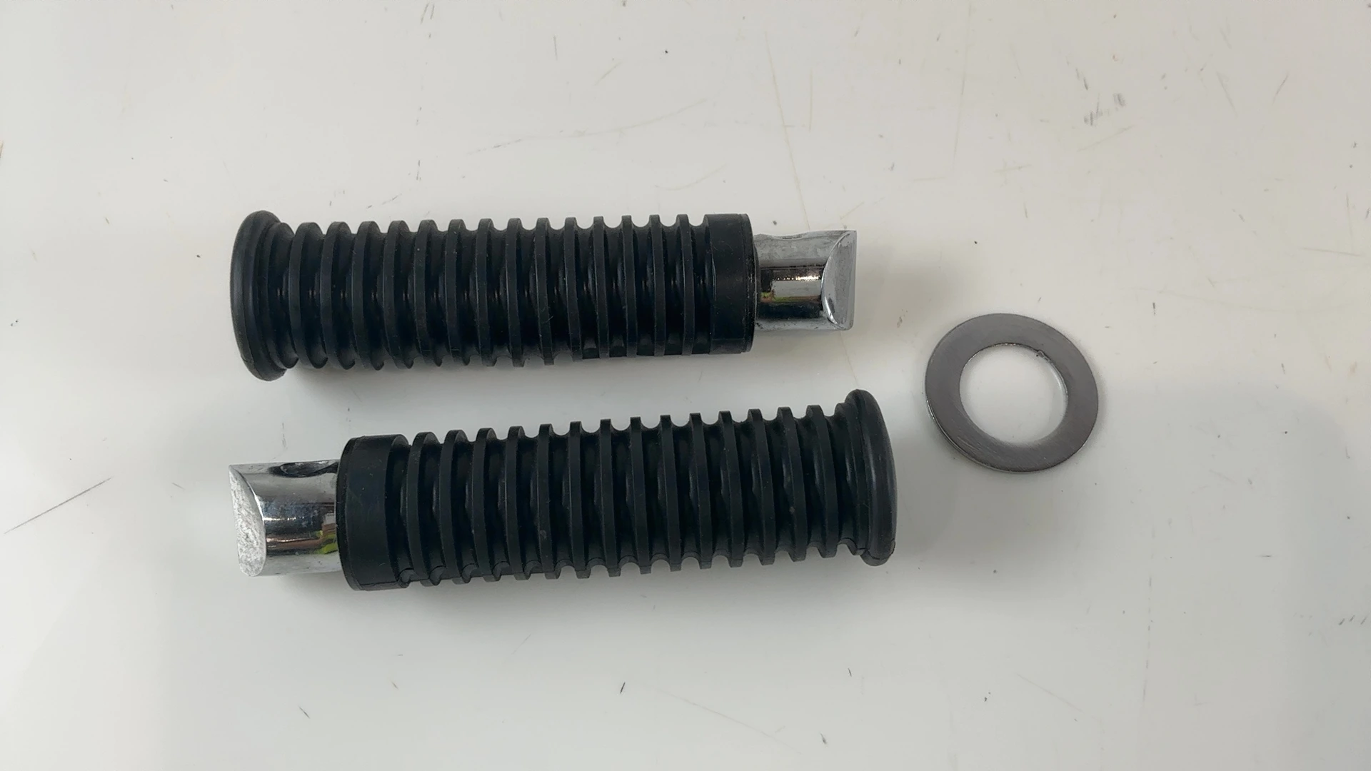Kawasaki Vulcan 800 VN800B 800cc Passenger Foot Pegs 1995-2006 OEM 34028-1219 - Image 2