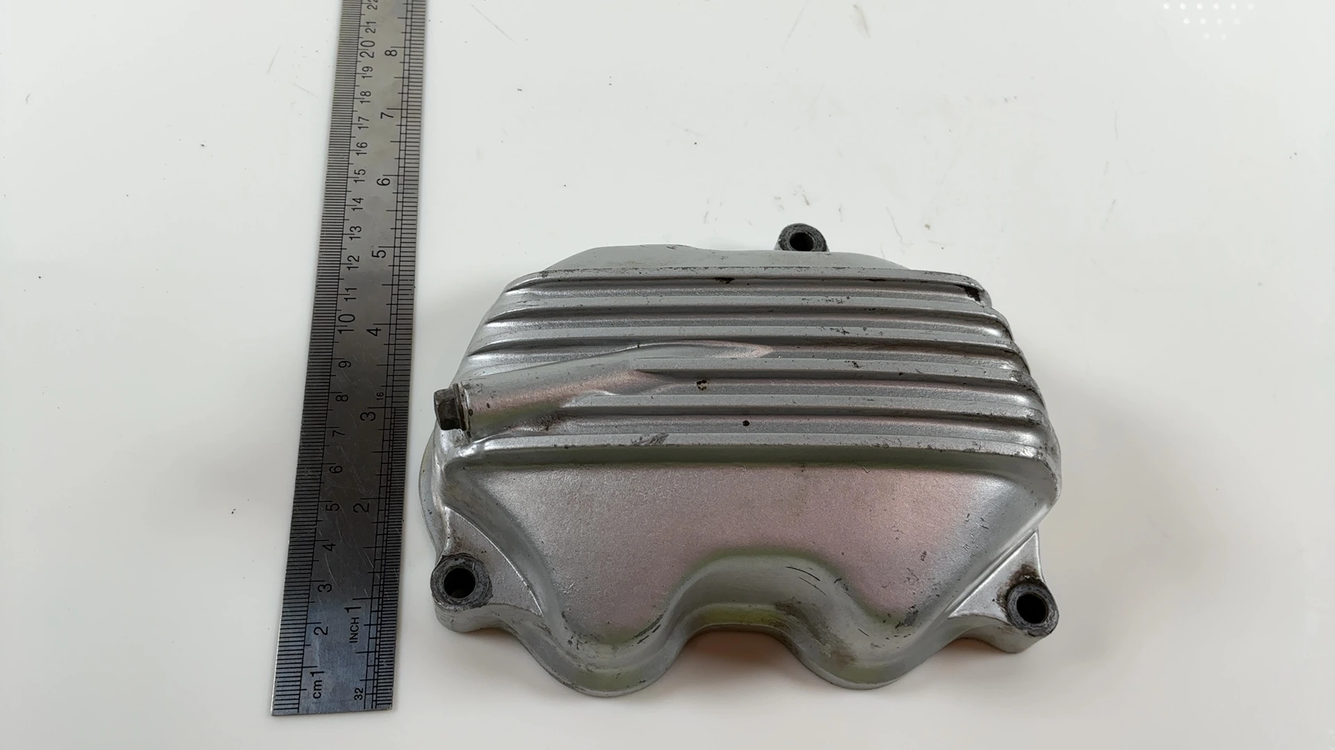 HONDA CG125 125CC CYLINDER HEAD VALVE COVER 1999 2000 OEM 12301-KCC-900 - Image 4