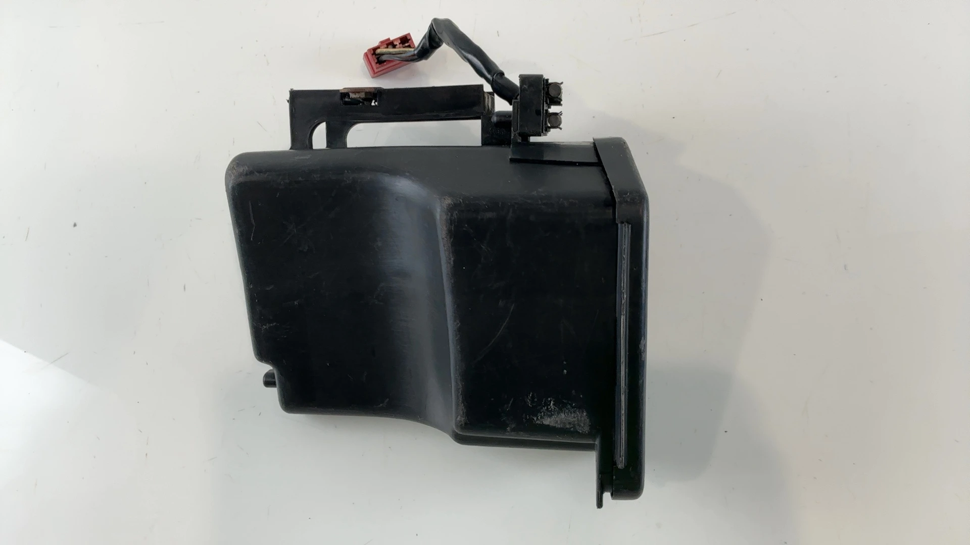 Honda Sabre VF700S 700cc Rear Tool Box Fuse Holder 1982-1985 OEM 83500-MB0-000 - Image 6