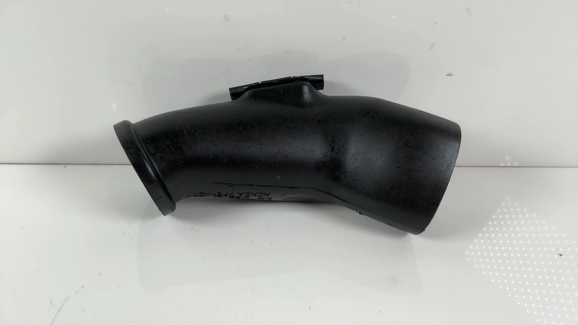 Honda CBR600RR PC37 600cc Left Ram Air Intake Duct 2003-06 17312-MEE-000 HM MEE - Image 1