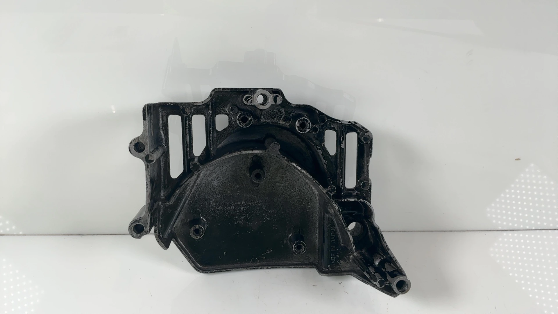 Kawasaki Ninja 600R ZX600A 600cc Engine Sprocket Cover 1985-1997 OEM 14026-1134 - Image 2
