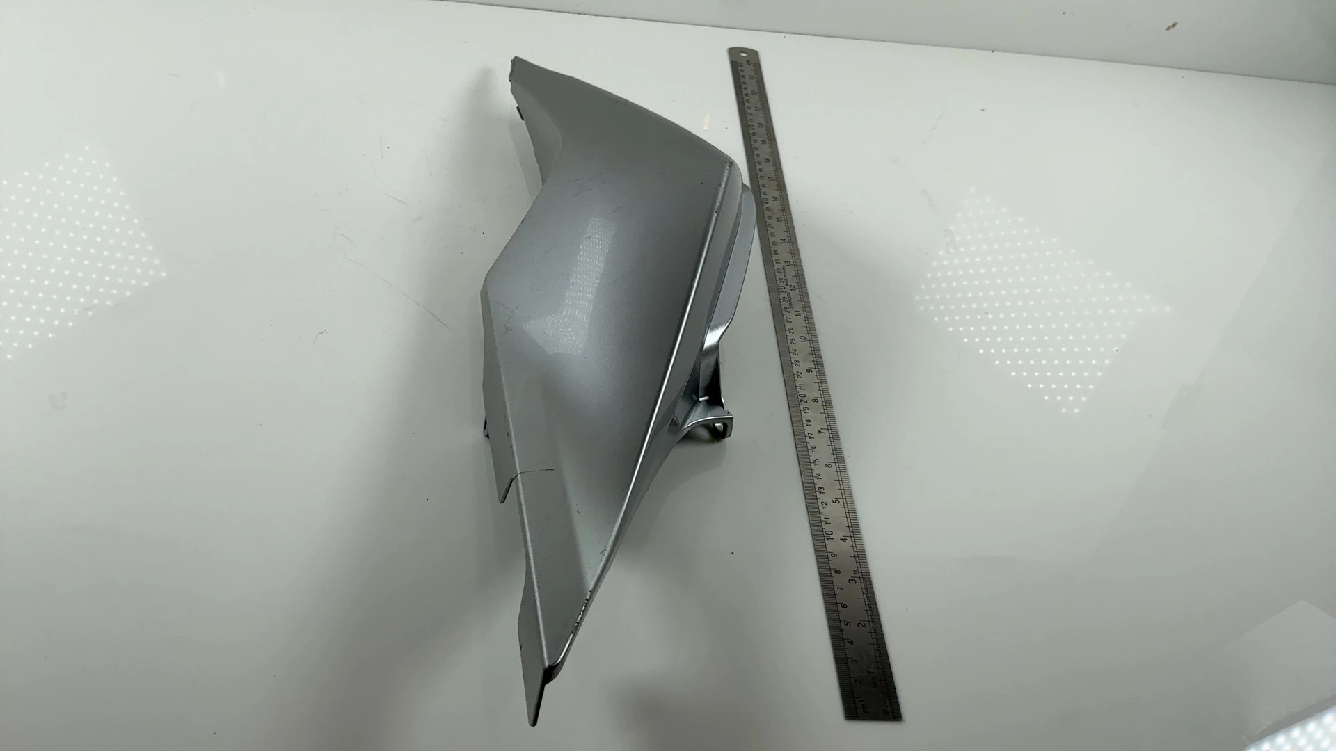Honda VFR1200F SC63 1200cc Rear Tail Fairing Cowl LH 2010-12 OEM 77230-MGE-010ZA - Image 2