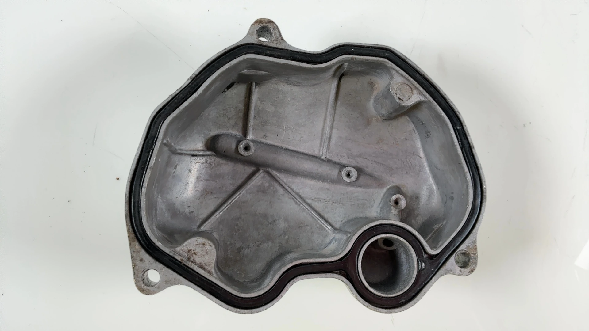 HONDA CG125 125CC CYLINDER HEAD VALVE COVER 1999 2000 OEM 12301-KCC-900 - Image 6