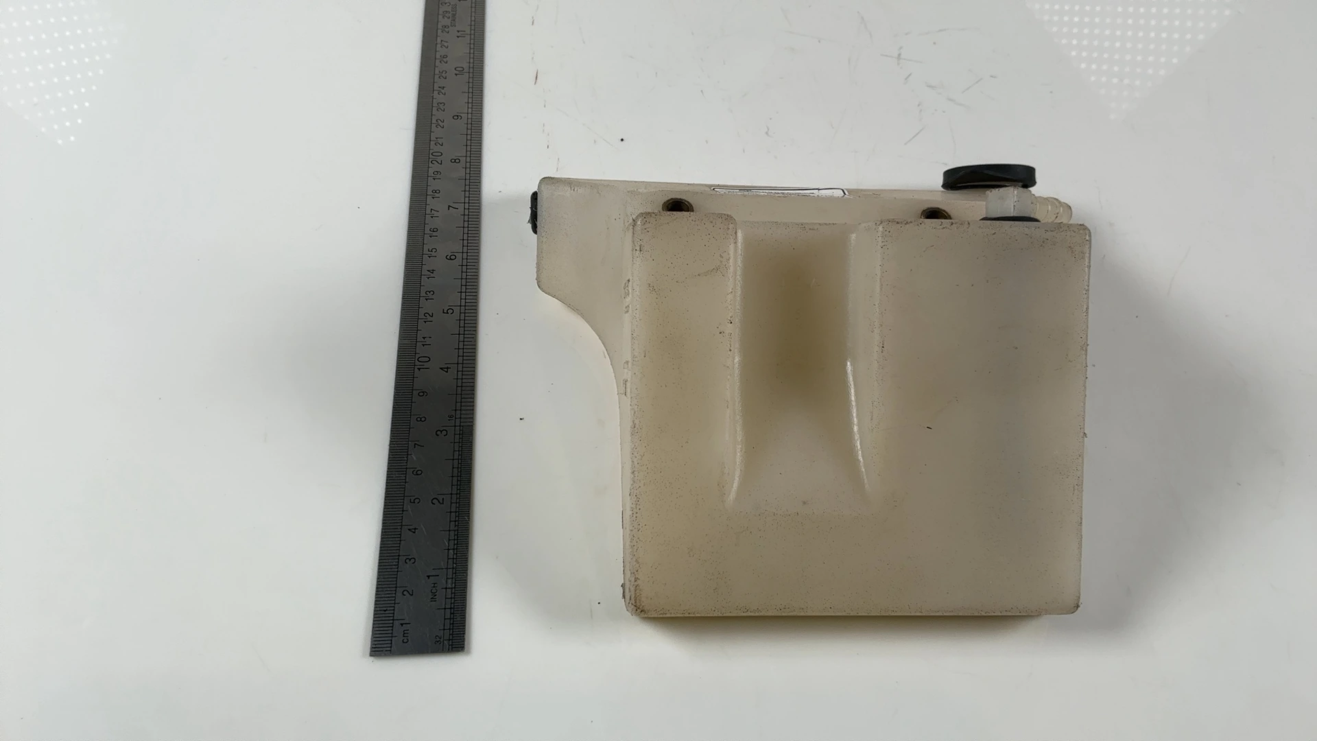 Triumph Trident 900 T300 900cc Coolant Reservoir Tank 1991-98 OEM 2100117-T0301 - Image 4