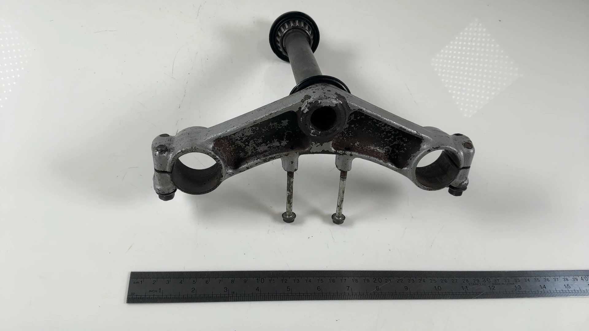 Kawasaki Ninja 600R ZX600A 600cc Lower Triple Tree 1985-1987 OEM 51044-1069 - Image 5