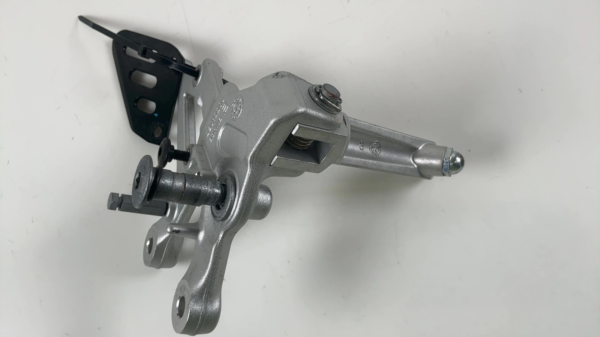 Aprilia RSV4 Tuono V4 Factory Front Right Foot Rest Hanger 2021-26 2B0077165 - Image 6