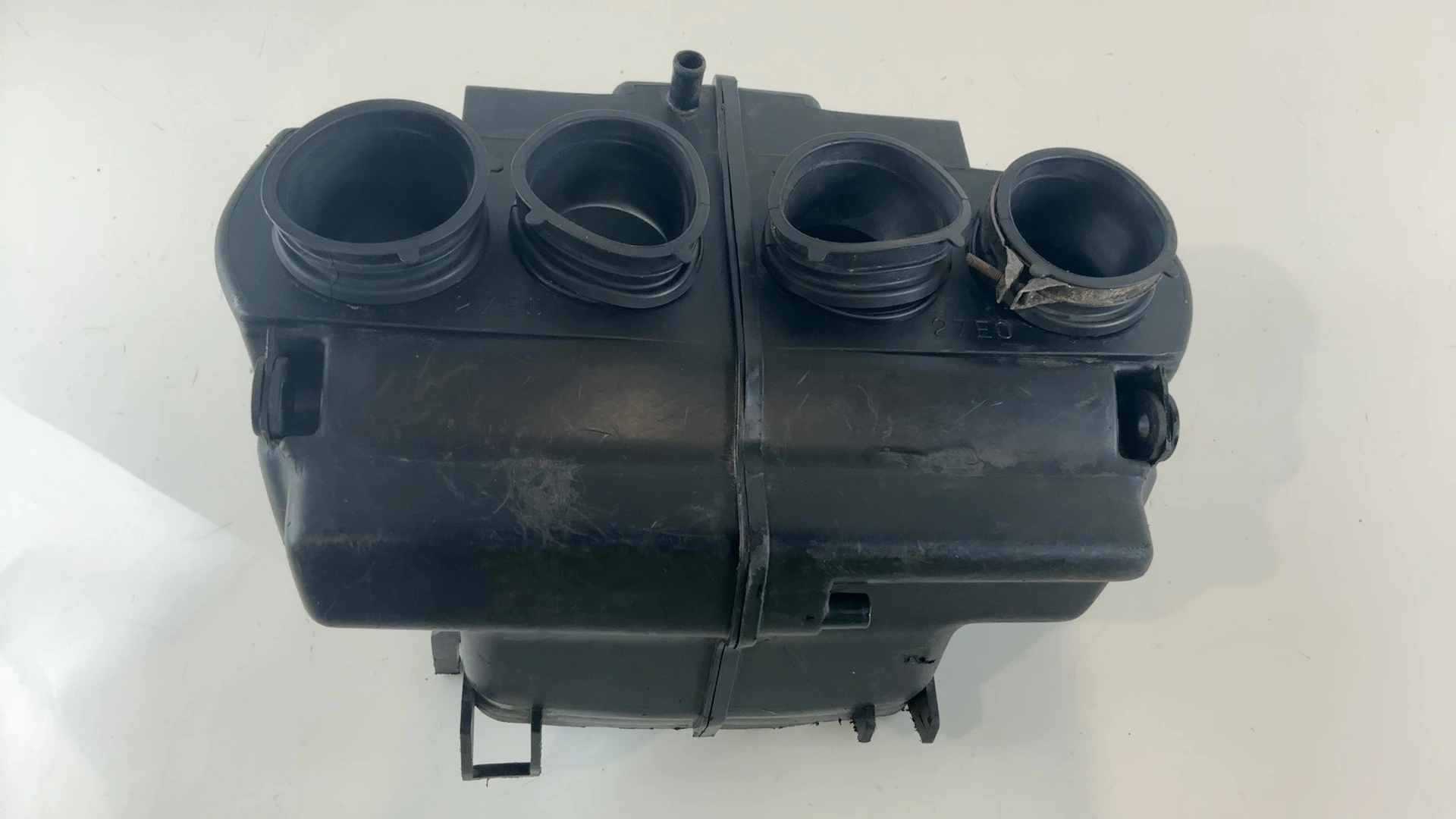Suzuki Bandit GSF1200 1200cc Air Filter Box 1996-2000 OEM 13700-27E00
