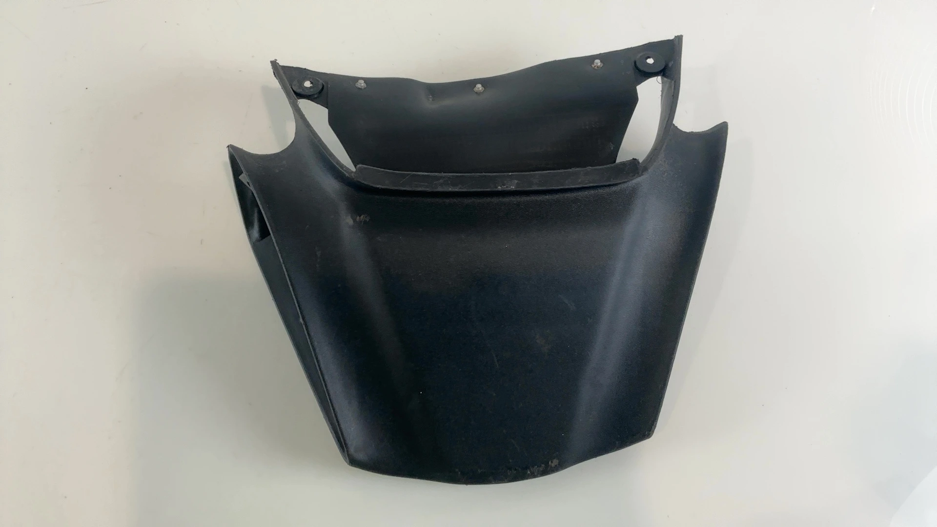 Gilera DNA ZAPC27 50 Rear Centre Fairing Mudguard undertray 2000-2005 OEM 318289