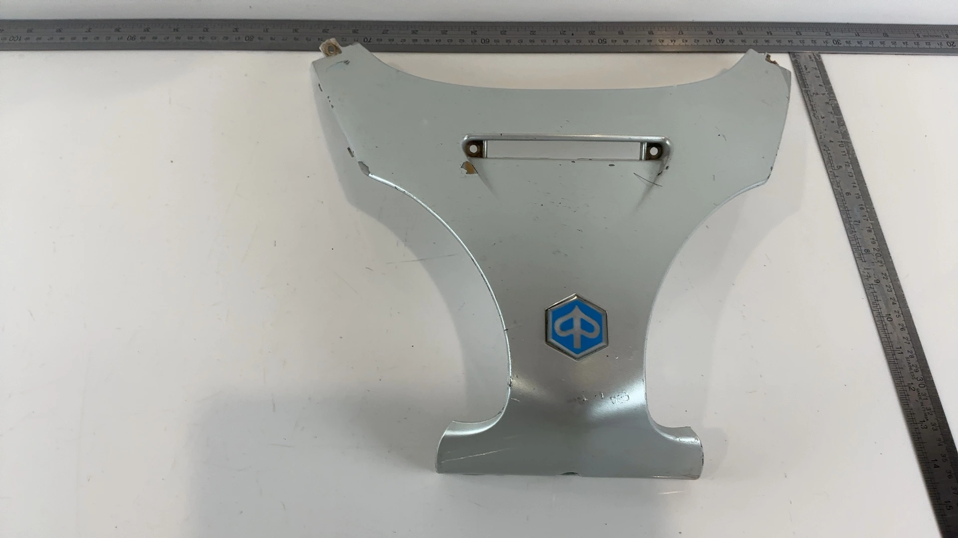 Piaggio X9 125 CC Front Fairing Cascade Panel 2000-2003 OEM 575563 - Image 3