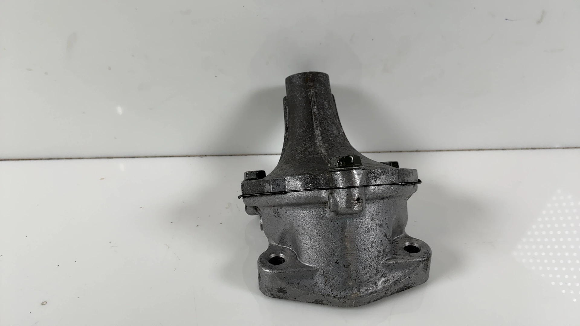 Suzuki GSXR750 GR7HA 750CC Oil Strainer Pick Up Pipe 1996-1999 OEM 16526-33E00