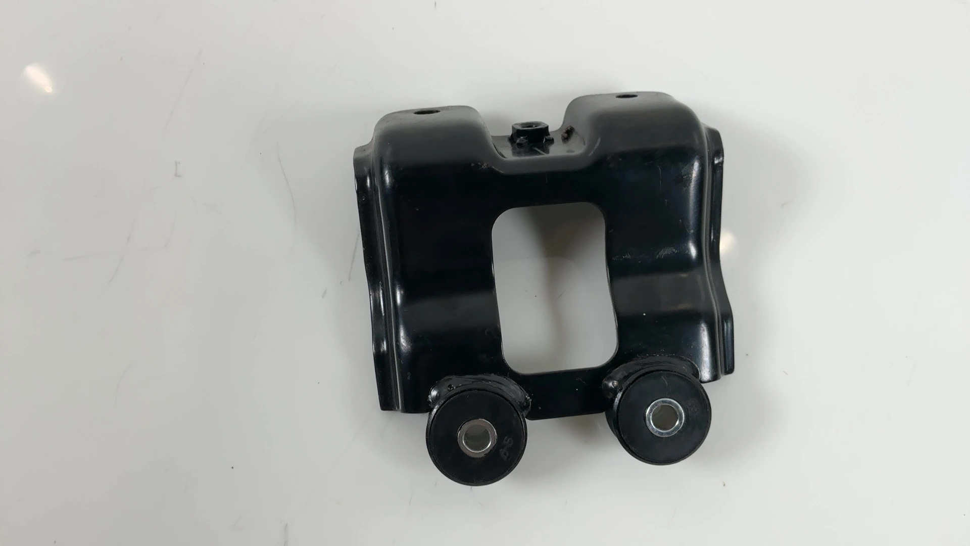 Yamaha YZF-R3 R3 321cc Front Gas Fuel Tank Bracket Mount 2015-18 1WD-F412Y-01-00 - Image 2