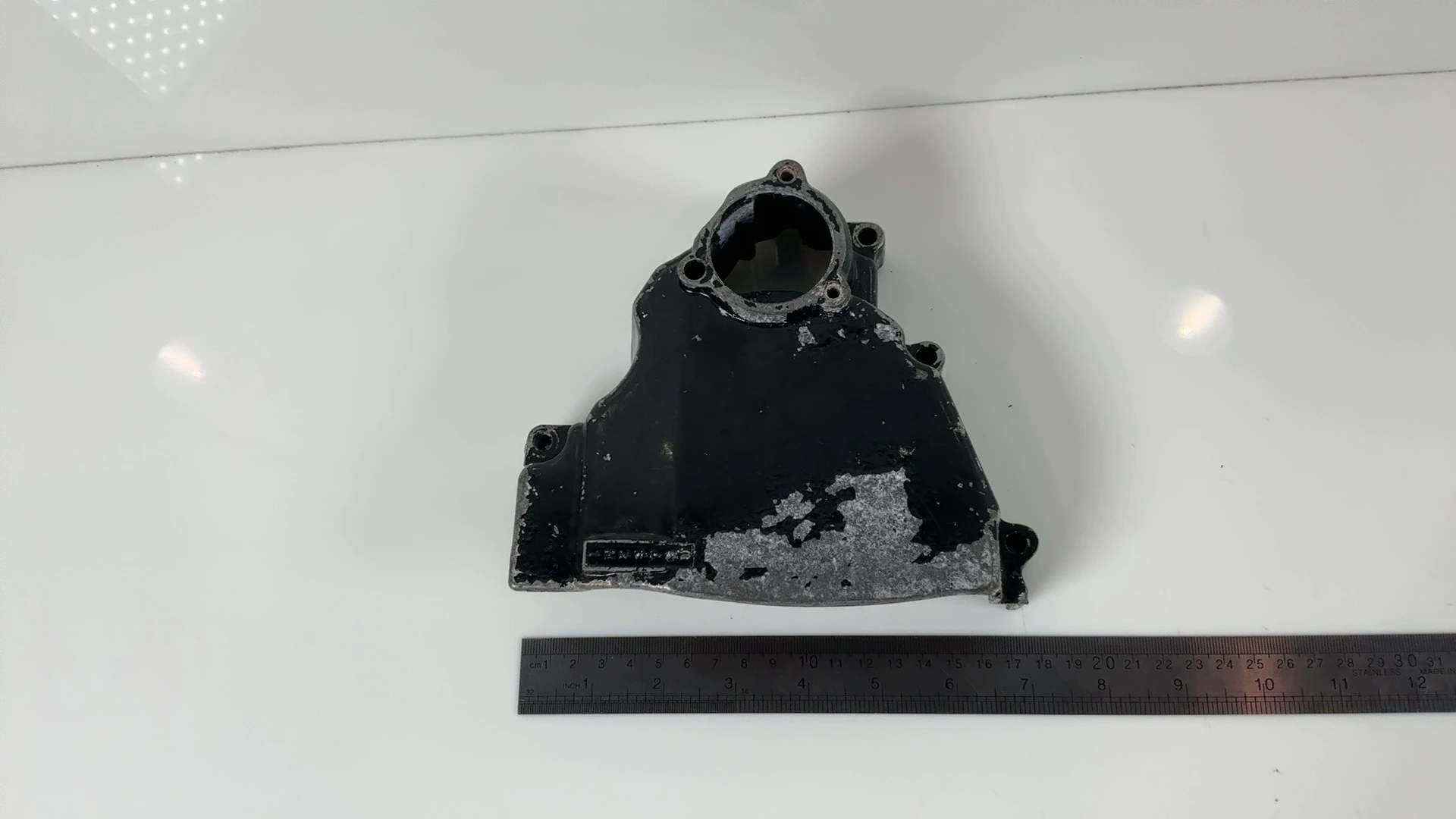 Kawasaki Ninja GPZ900R ZX900A 900cc Front Sprocket Cover 1984-86 OEM 14026-1173 - Image 1