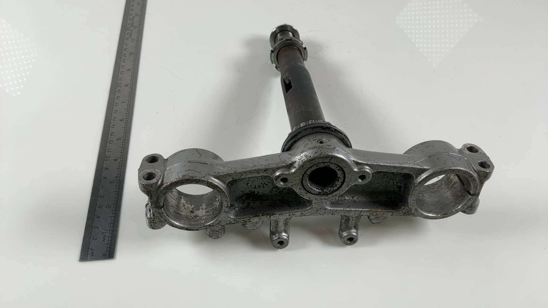 Yamaha DT 125 R 3FW 125cc Lower Triple Tree 1991-1998 OEM 3FW-23340-00-00 - Image 4