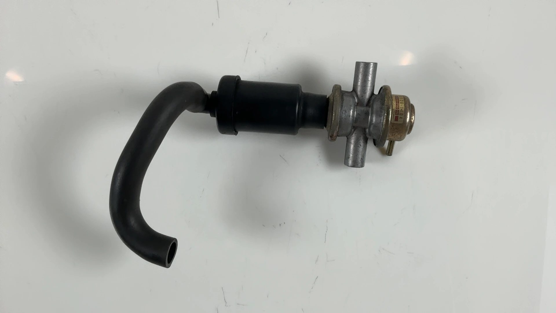 Kawasaki Ninja ZX-9R ZX900B 900cc Air Switch Valve 1994-1996 OEM 16126-1104 - Image 1
