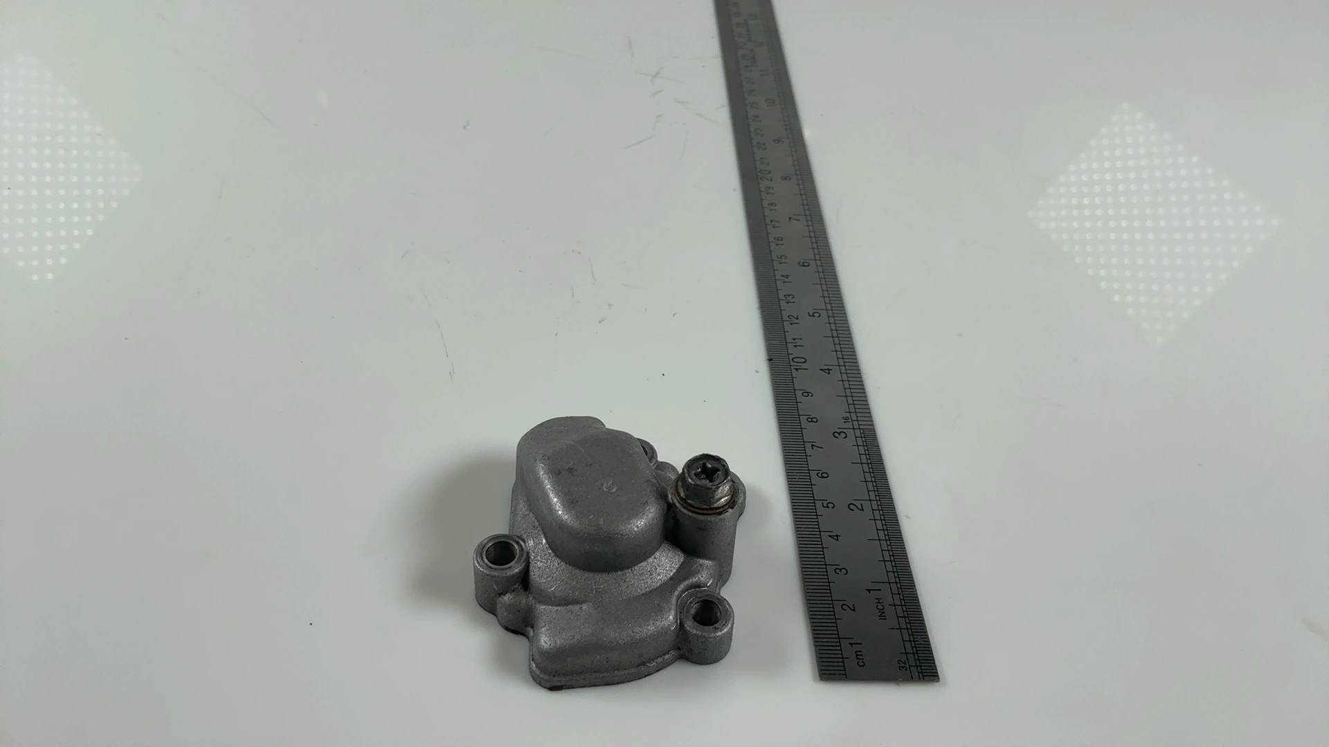 Yamaha DT125 RD125 LC 10V 10W 125cc Water Pump Cover 1982-1984 OEM 10V-12422-00 - Image 3