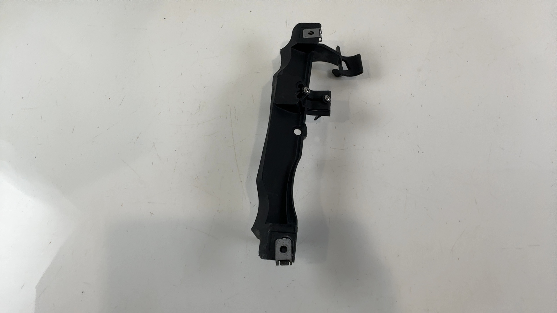 Aprilia Tuono 660 Factory 660cc Fluid Hose Support Bracket 2026 OEM 2B013333 - Image 4