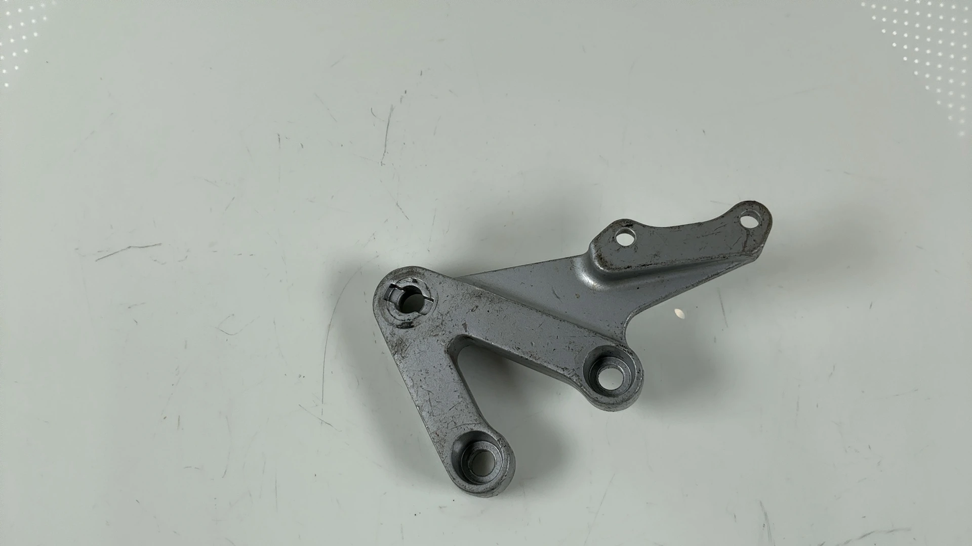 Suzuki GSX-R 600 750 Right Front Foot Rest Peg Bracket 2001-2003 OEM 43511-35F00