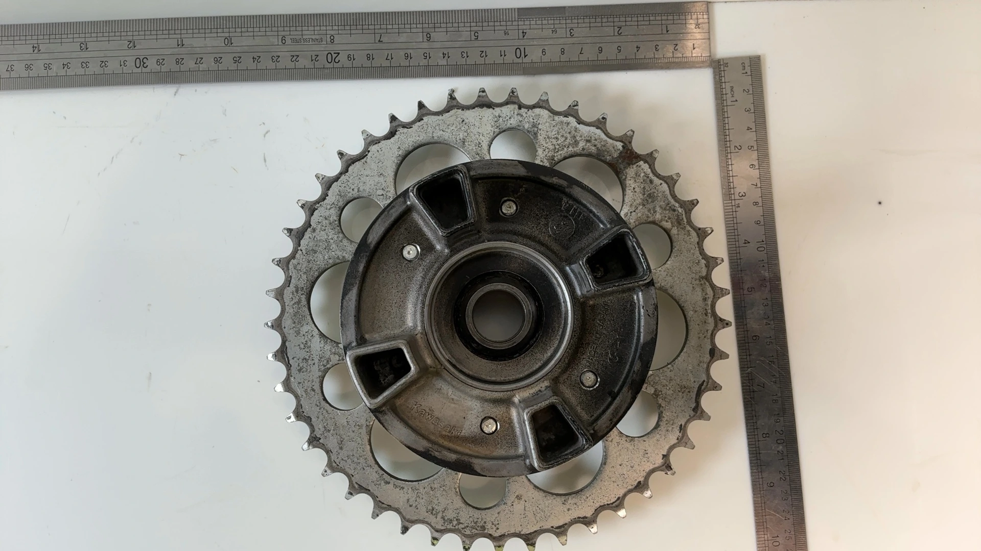 Kawasaki Ninja ZX7 ZX750J 750cc Rear Sprocket Hub Carrier 1991-92 OEM 42033-1203 - Image 3