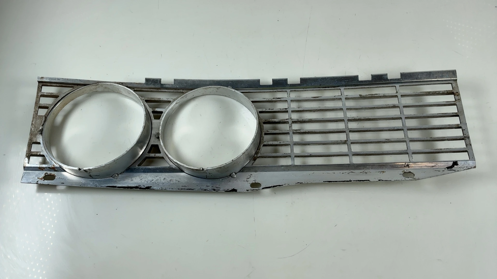 Rover P6 2000 S1 1980cc Front Grille LH Left Hand 1963-1970 OEM 364196 - Image 3