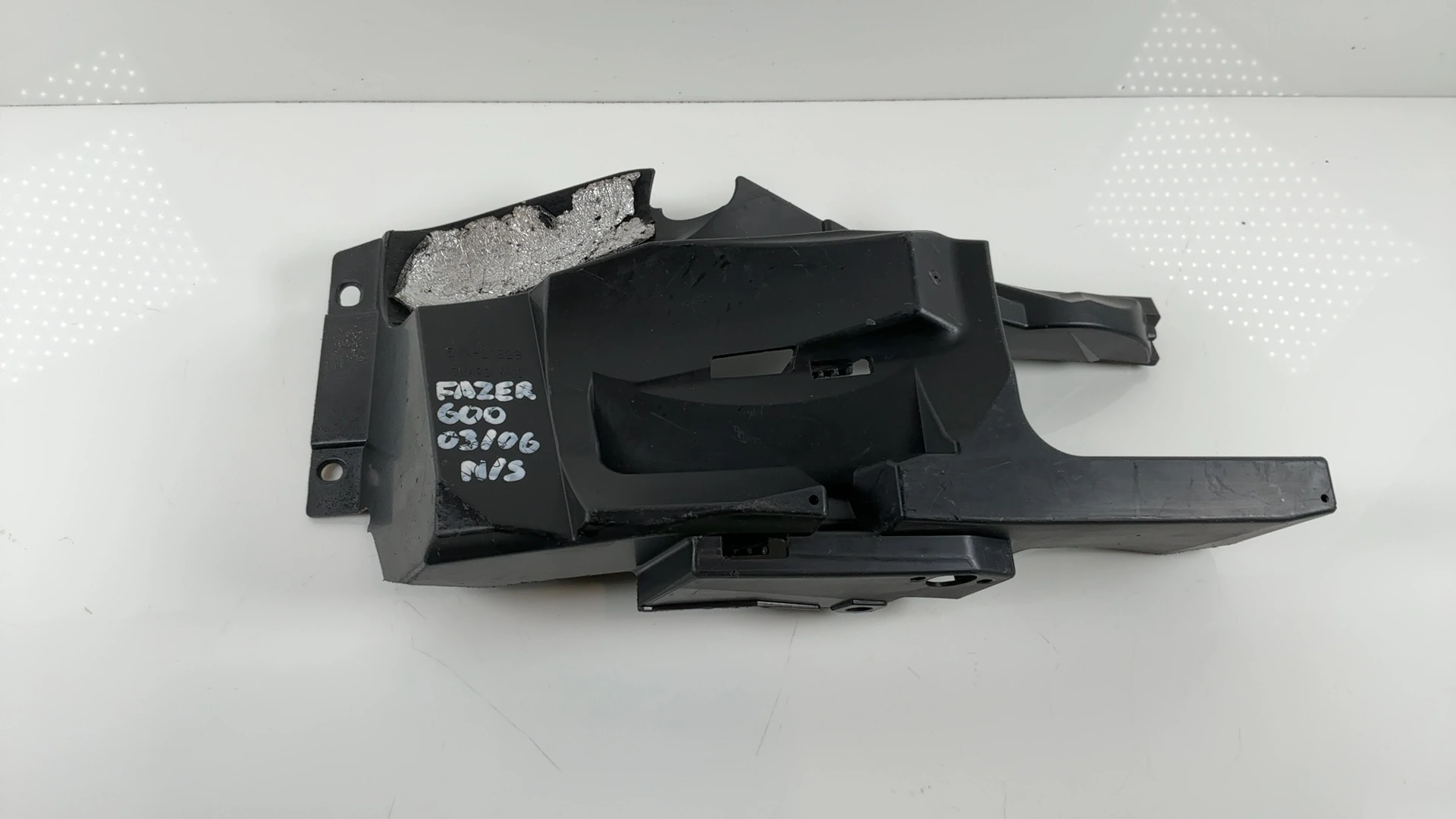 Yamaha FZ6 Fazer FZ600 600cc Rear Undertail Mud Guard 2004-2009 OEM 5VX-21629 - Image 2