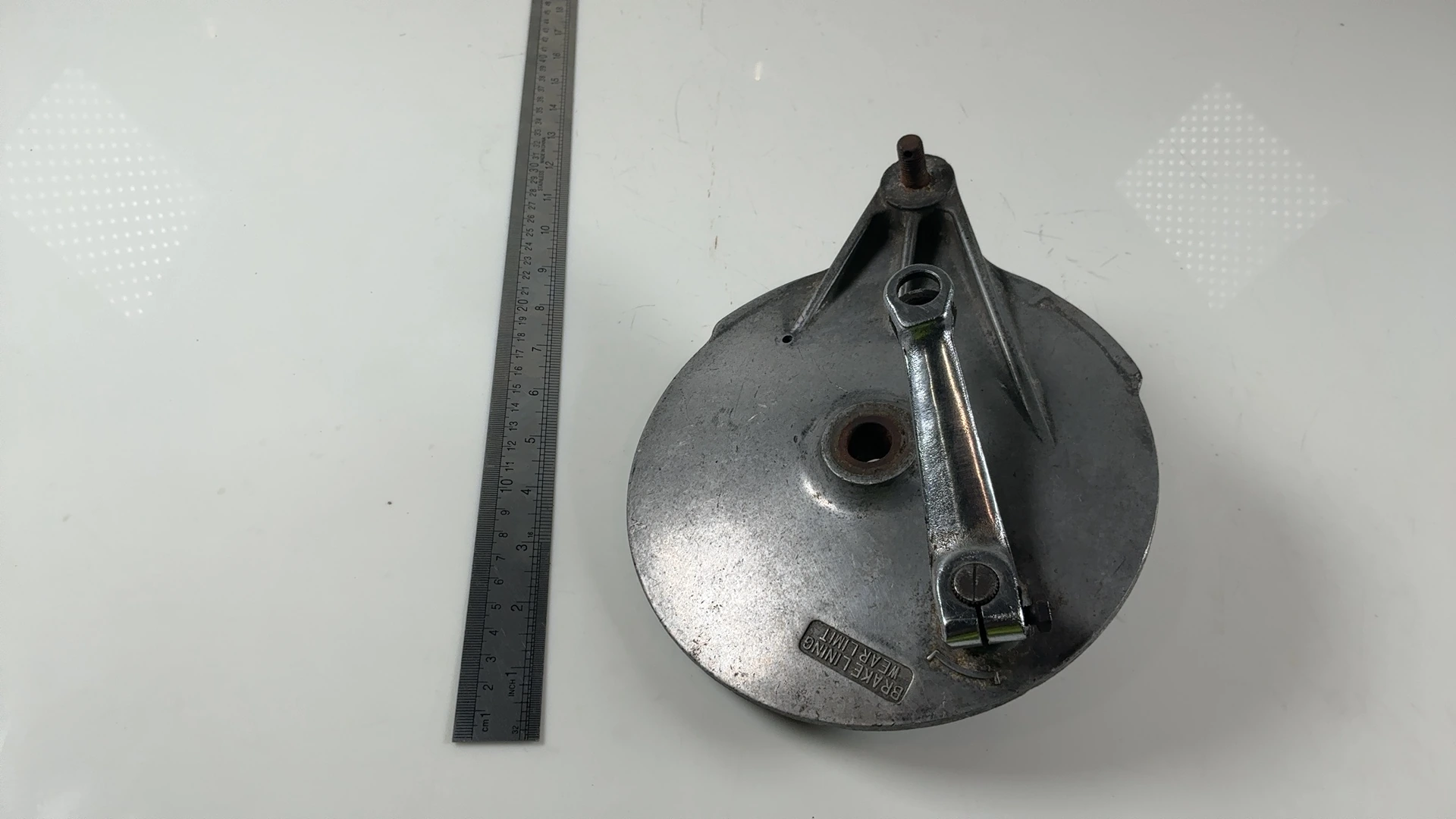 Suzuki GS250 GS250T 250 Rear Wheel Hub Drum Brake Plate 1980-1981 OEM 64210-1130 - Image 4