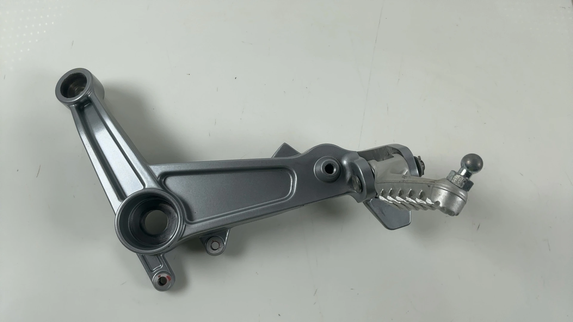 Aprilia RS 660 Tuono Front Right Foot Rest Hanger Bracket 660cc 2021-26 2B005203