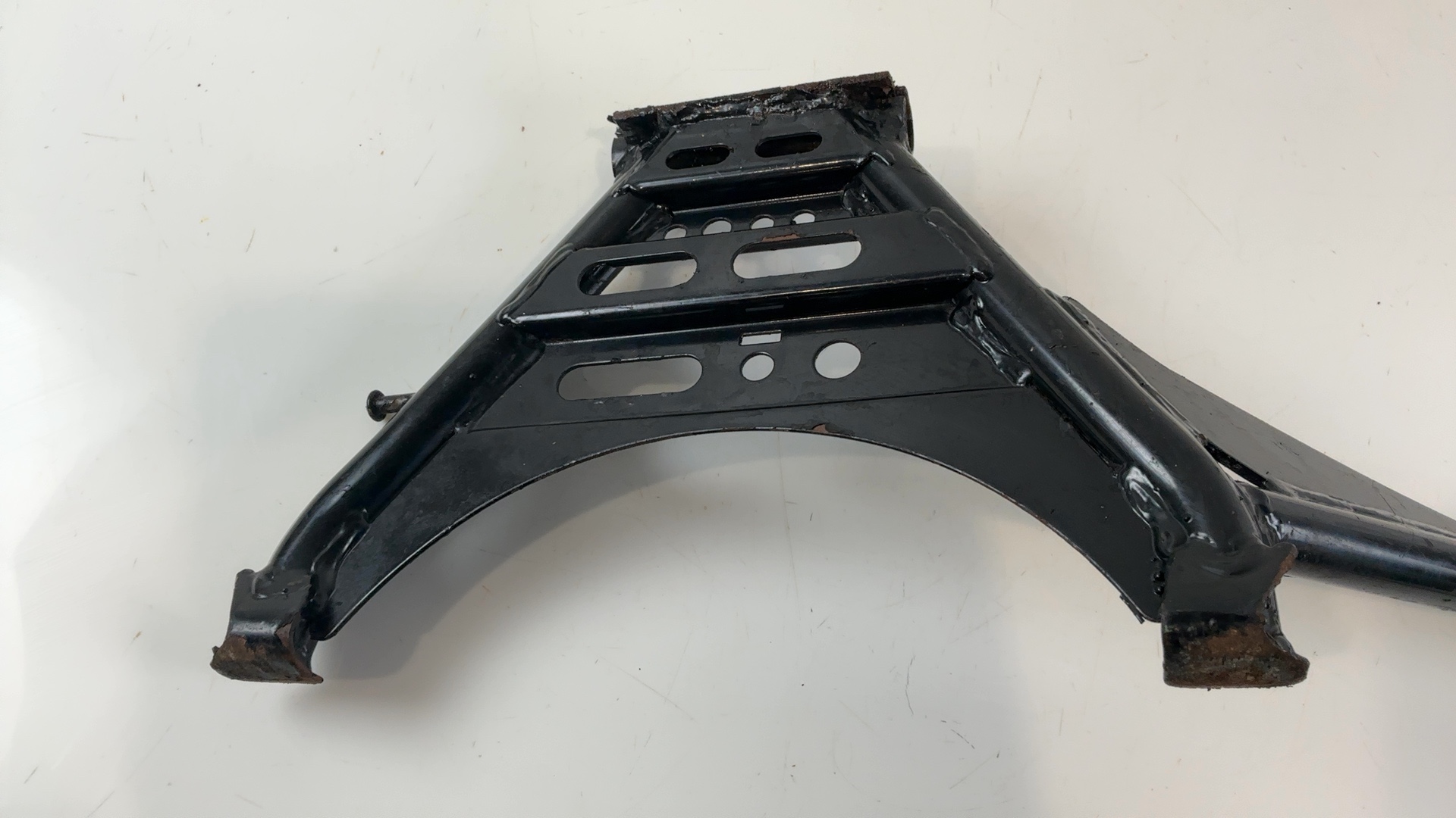 Suzuki Burgman UH125 125 125cc Center Stand 2002-2006 OEM 42100-49F00-EE3 - Image 2