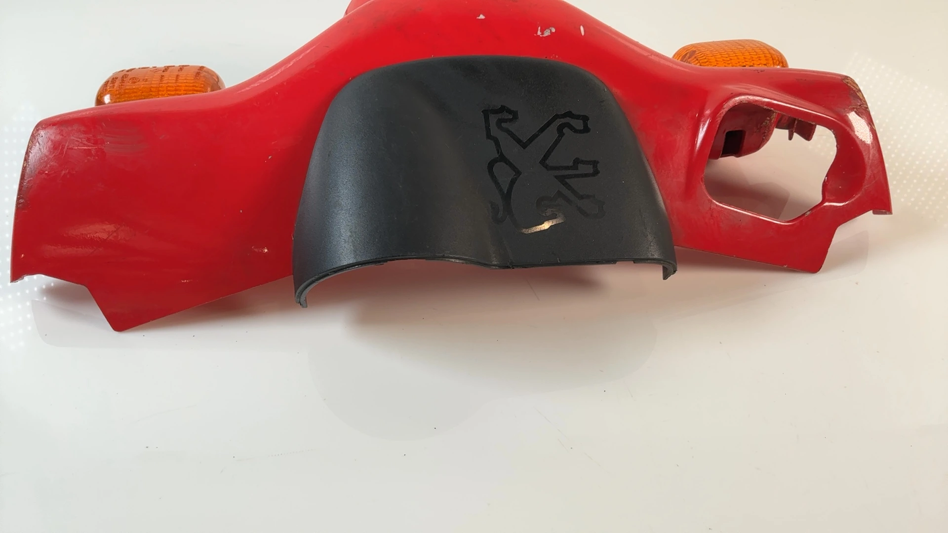 Peugeot Trekker TKR 50 100 Handlebar Cover Fairing 1998-2005 OEM 1173314800 - Image 5