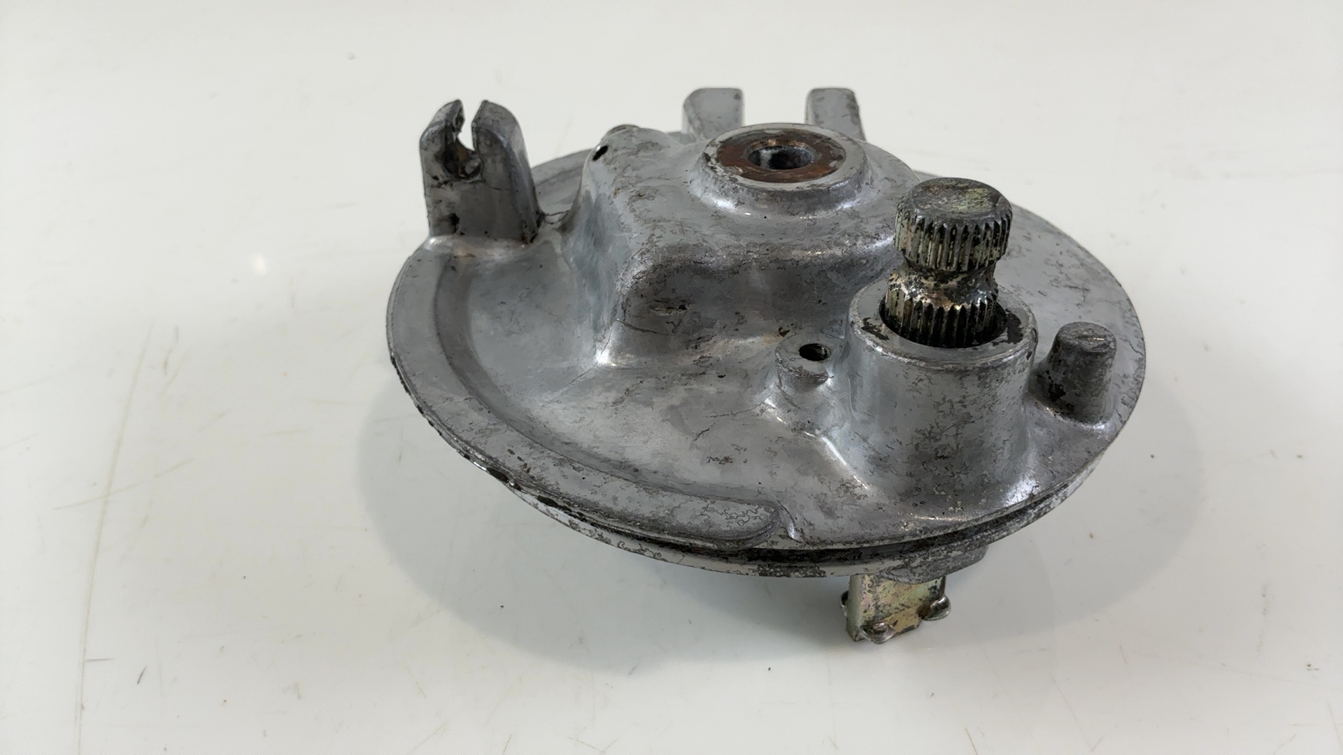 Honda Super Cub C50 50cc Front Brake Plate Panel 1966-1980 OEM 45010-086-305 - Image 2