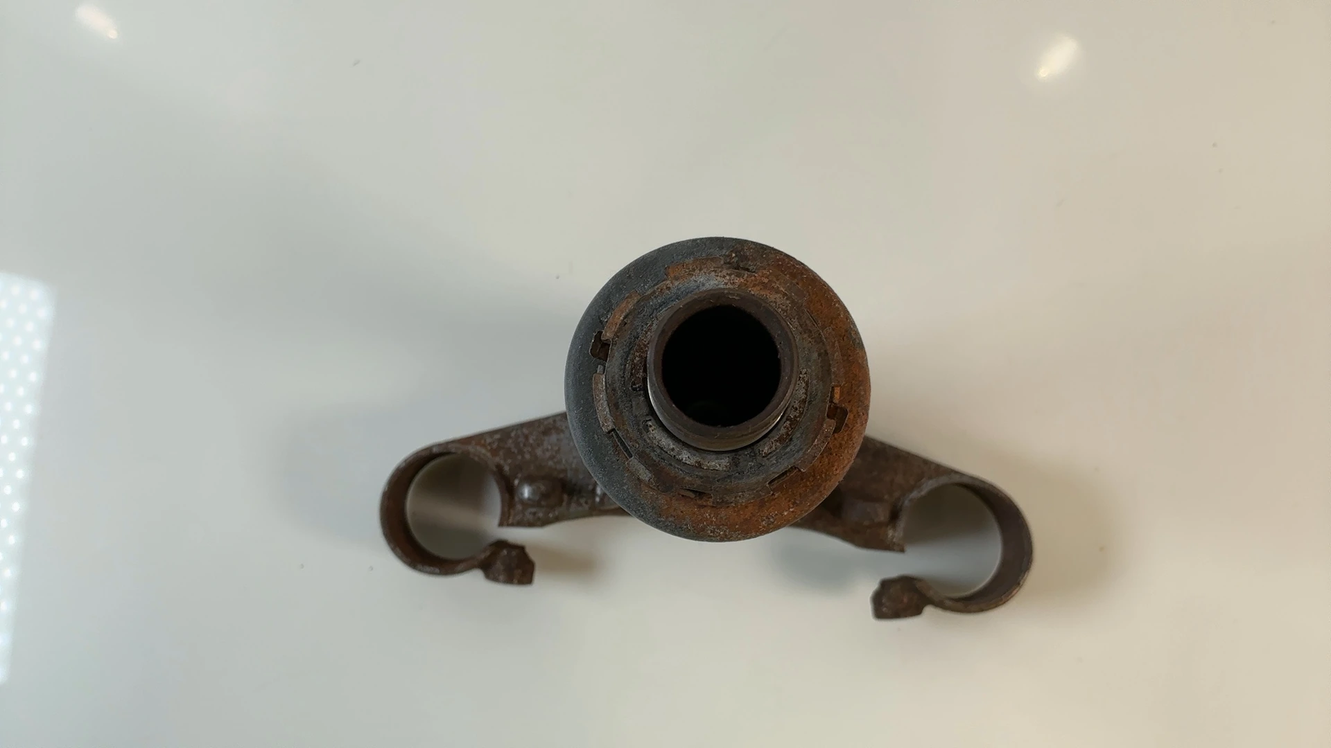 Honda NTV650 RC33 650cc Lower Triple Tree Clamp Yoke 1988-1997 OEM 53200-MS9-000 - Image 4