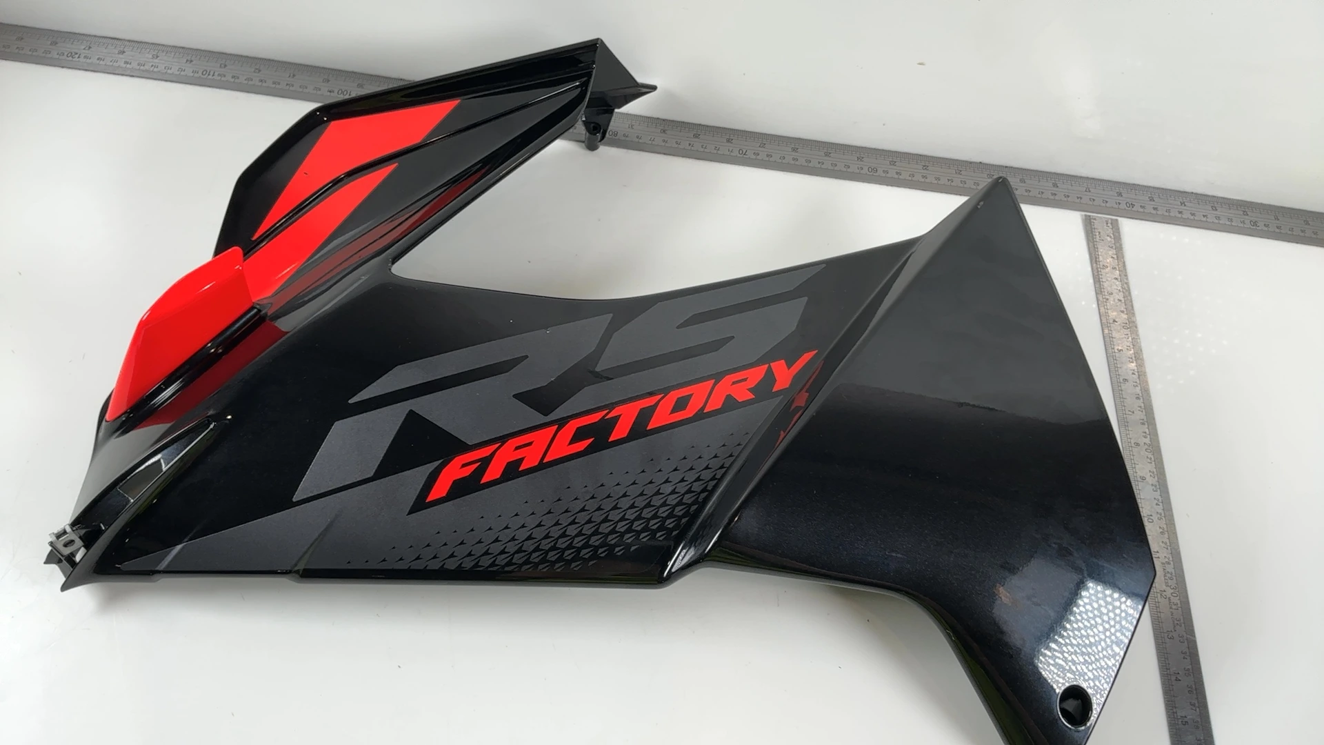 Aprilia RS 660 Factory 660cc Left Side Fairing 2021-2026 OEM 2B013073 - Image 3