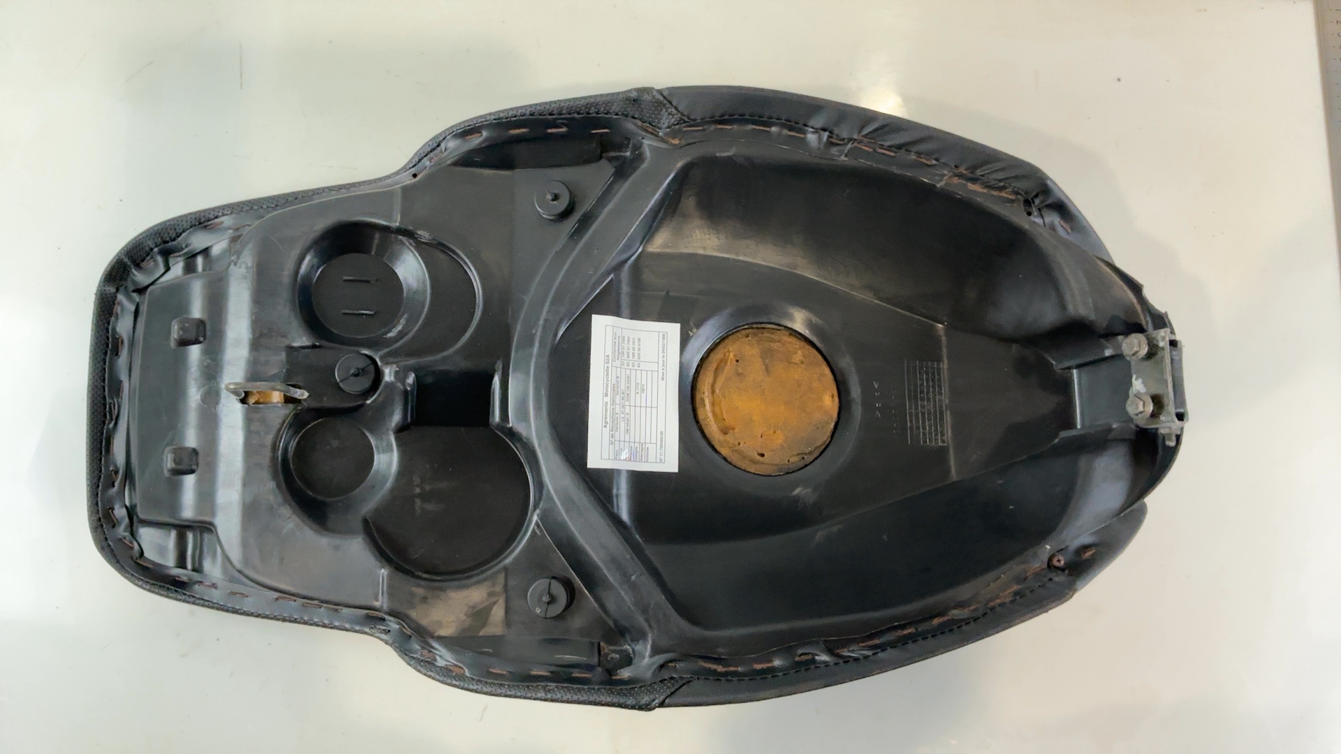 Peugeot Speedfight 2 50cc 100cc Dual Seat Saddle Bench 1997-2009 OEM 1173482700 - Image 2