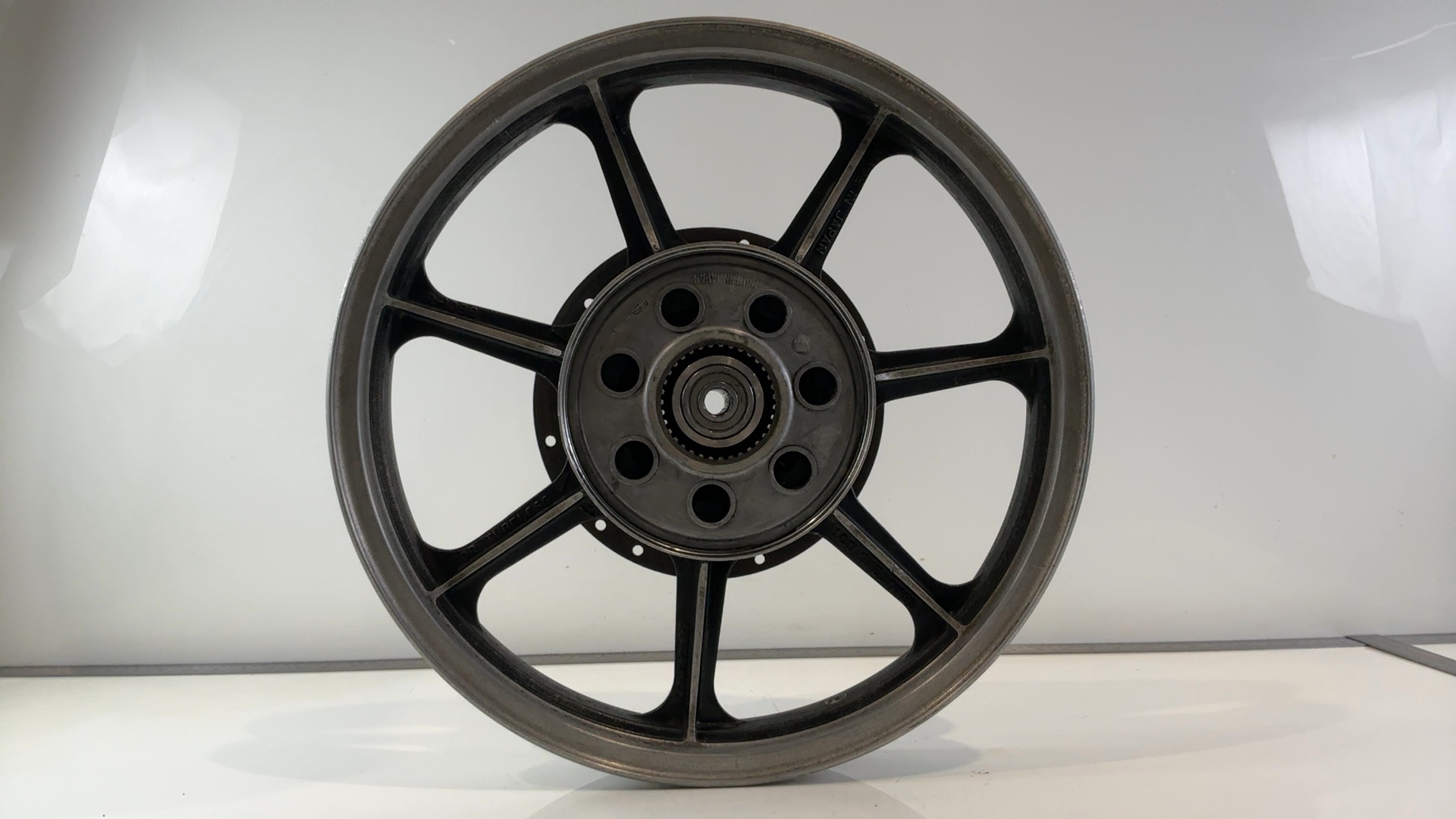 Kawasaki GT750 GT 750 Z750P 750cc Rear Wheel Rim 1982-1994 OEM 41073-1135-2 - Image 5