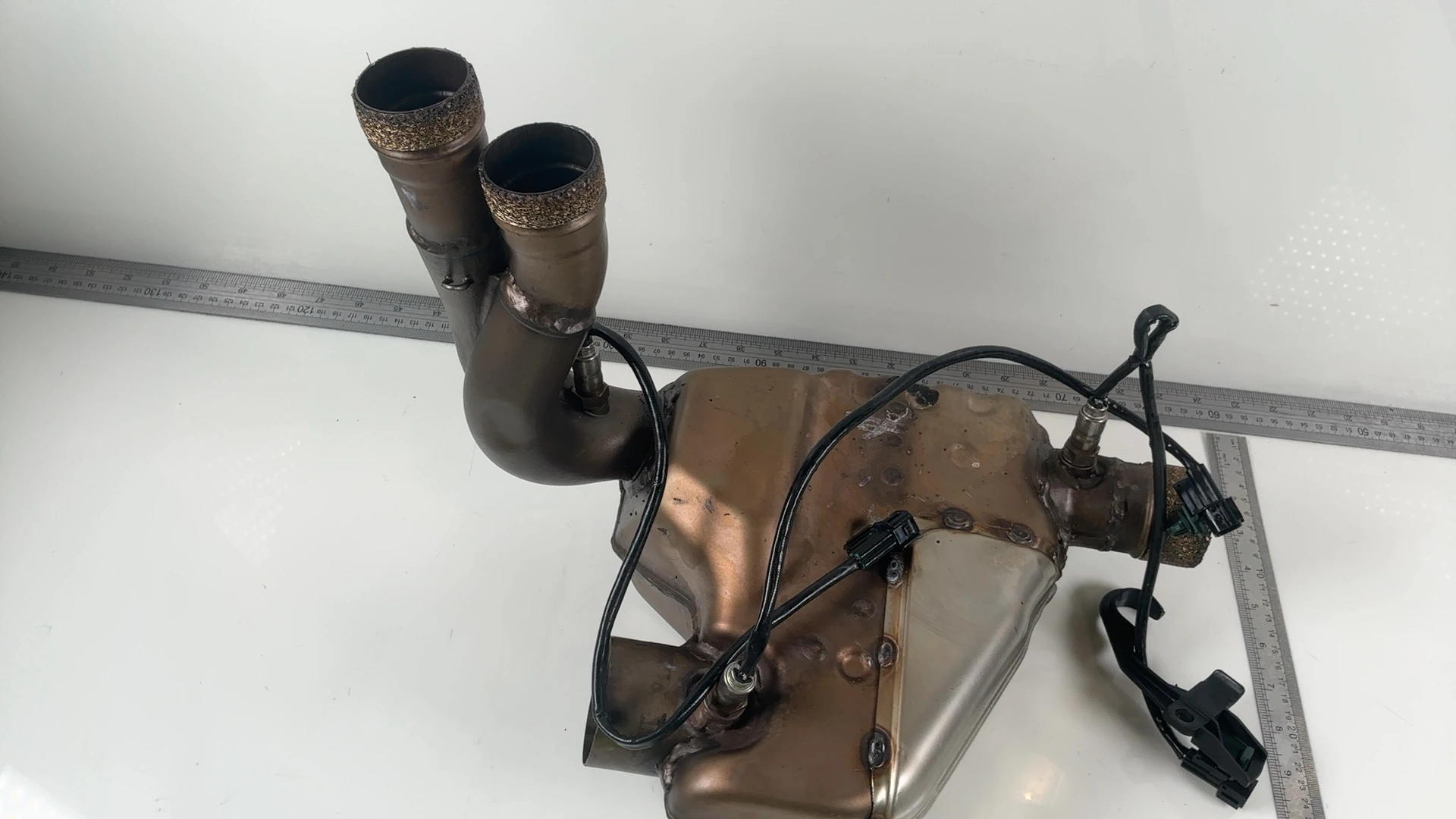Aprilia RSV4 ZD41109 1100 Exhaust Catalyst 2025-2026 OEM 2B012375 - Image 2