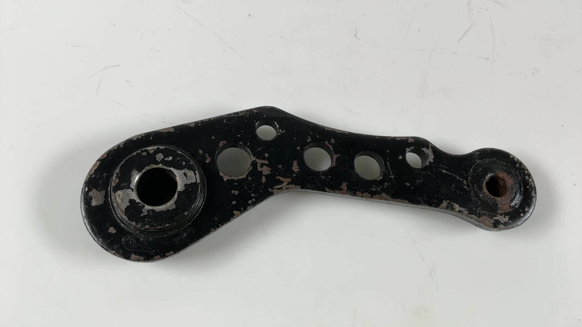 Kawasaki LTD Shaft ZN700A 700 Rear Brake Caliper Bracket 1984-85 OEM 43044-1051 - Image 6