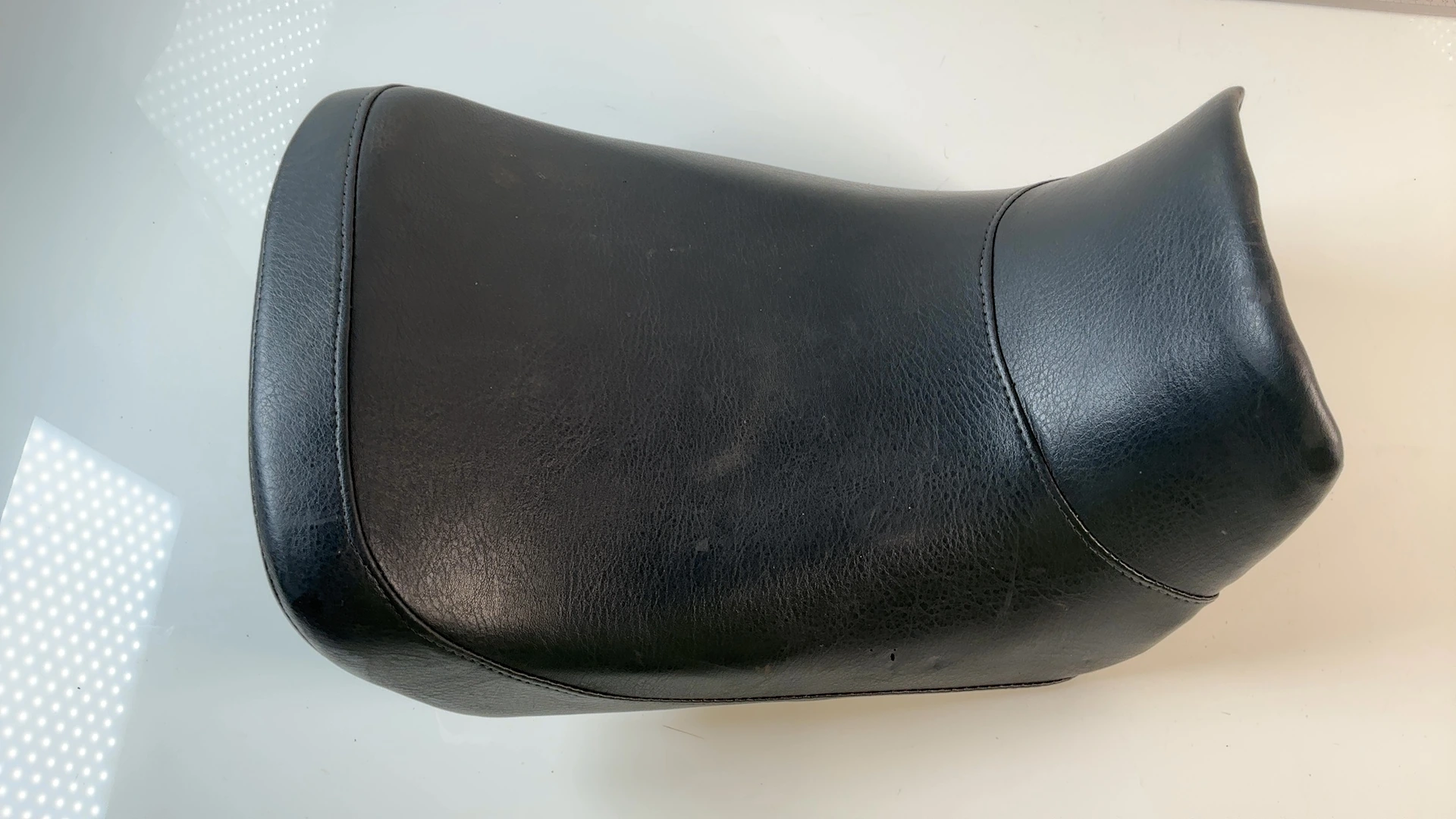 Kawasaki Ninja 600 ZX600A 600cc Front Rider Seat 1985-1987 OEM 53001-1415-N3
