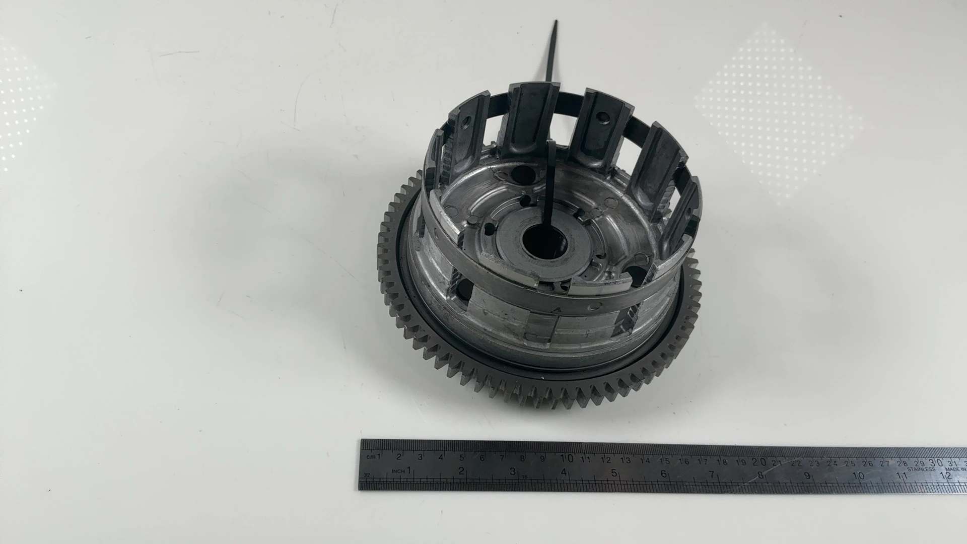 Suzuki GSXR600 GN76A 600 Clutch Outer Basket 1997-2000 OEM 21200-31890 - Image 5