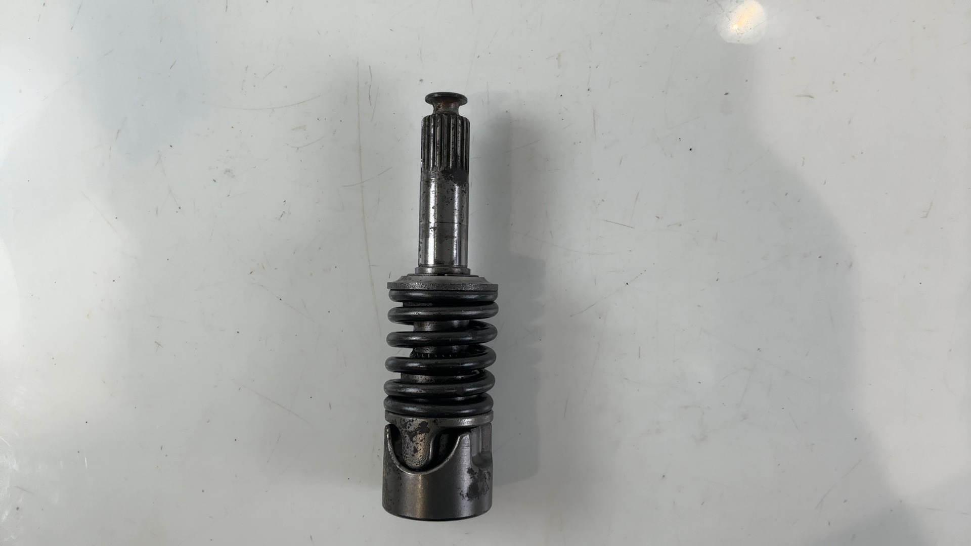 Honda CX500 CX500C 500CC Engine Final Drive Output Shaft 1978-1982 23521-415-000 - Image 1