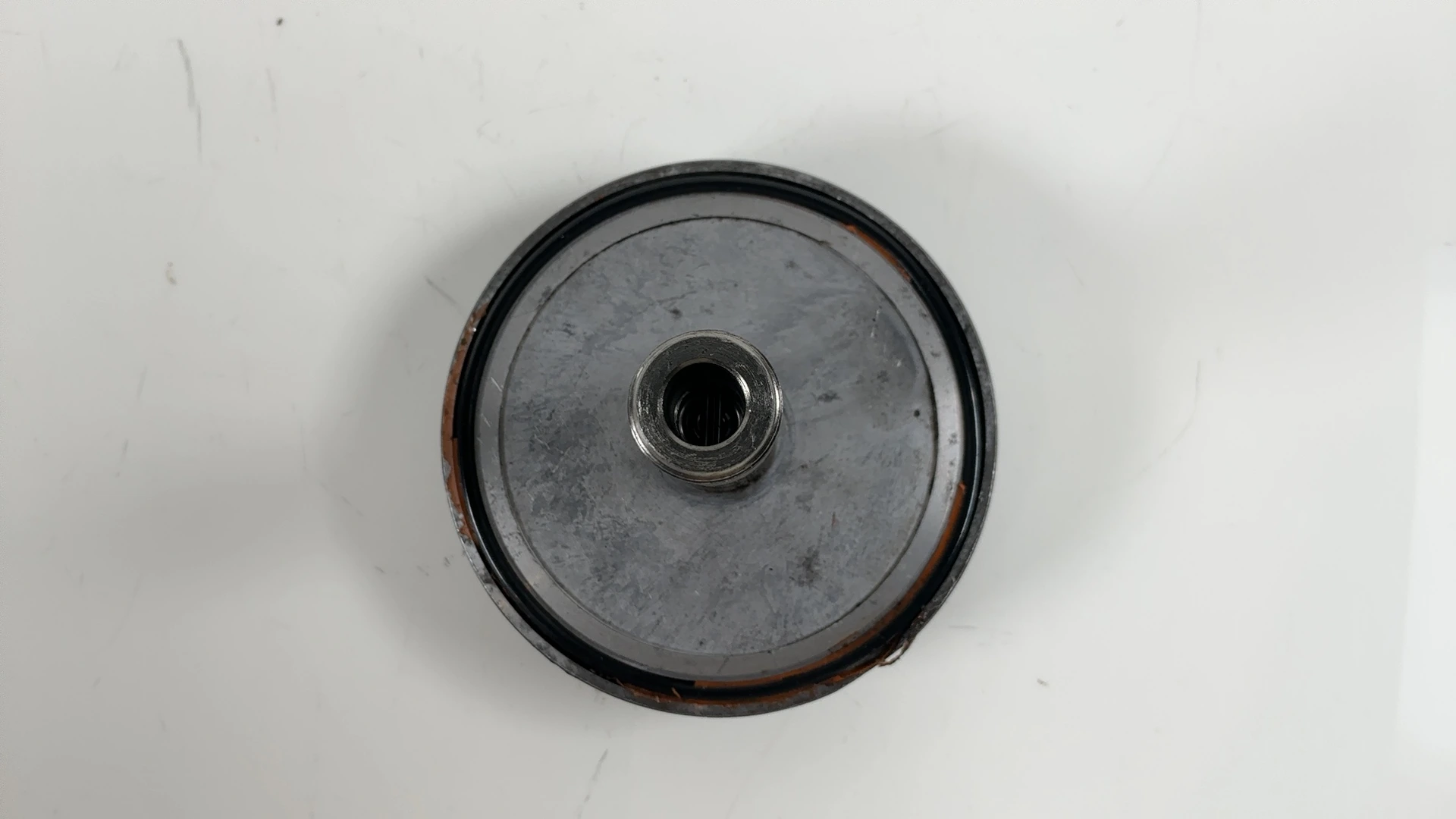 Kawasaki GPz550 550 Engine Oil Filter Cover 1983-1984 OEM 14025-1422 - Image 3