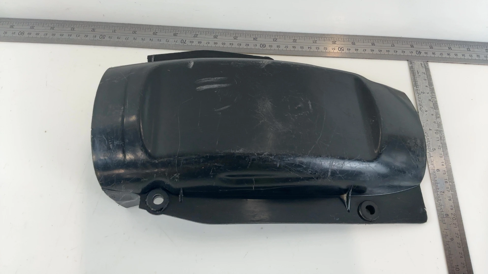 Yamaha XS650 Special 4N9 Rear Inner Fender Mud Guard 1980-81 OEM 2M0-21629-00-00 - Image 3