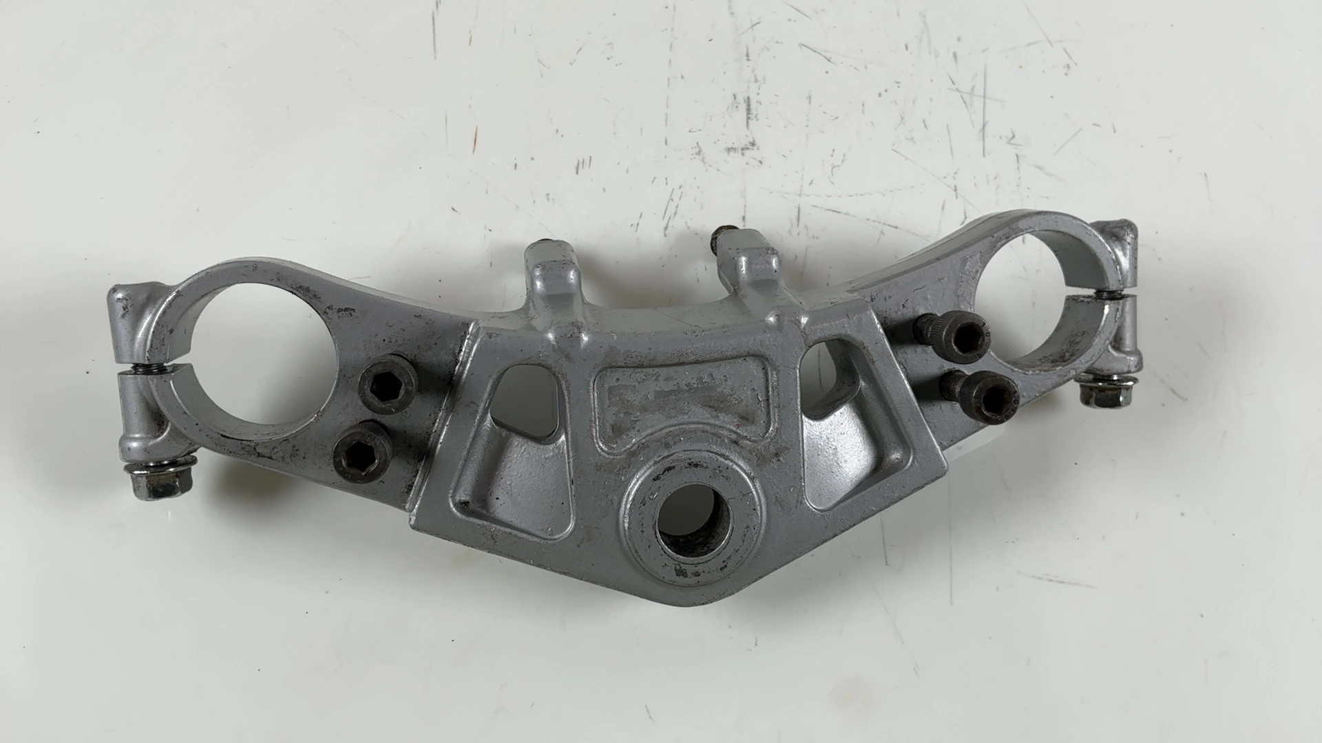 Kawasaki Ninja ZX600A 600cc Upper Fork Bridge Yoke 1985-1987 OEM 44039-1157