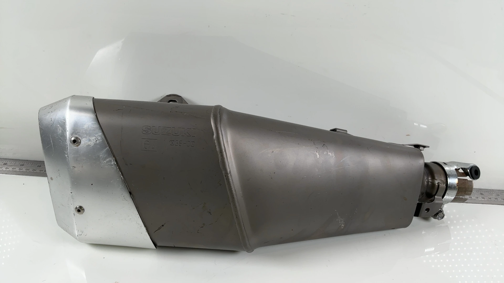Suzuki GSXR750 GSX-R 750 750cc Exhaust Muffler 2008-2010 OEM 14310-38H00 38H0 - Image 2