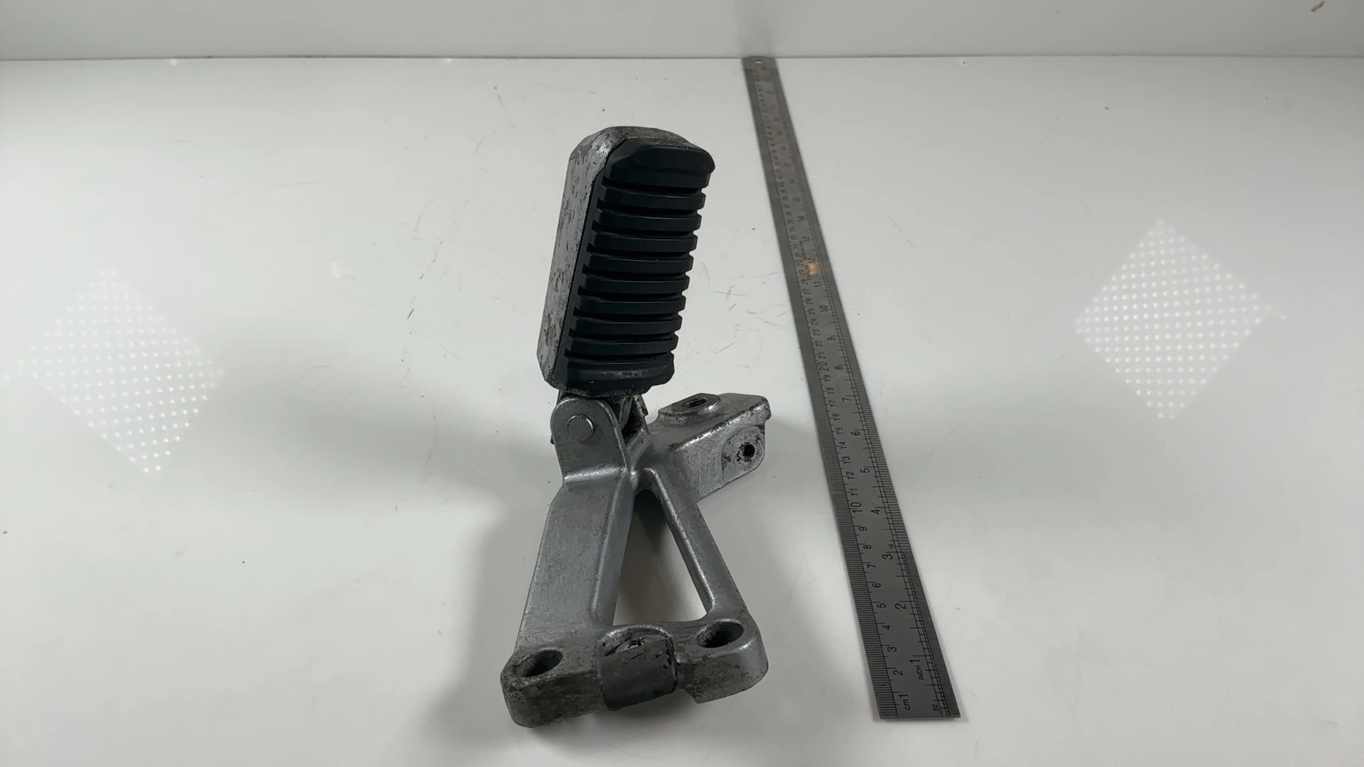 Kawasaki Concours ZG1000A 1000 Rear Right Footrest Hanger 1996-97 OEM 35011-1294 - Image 3
